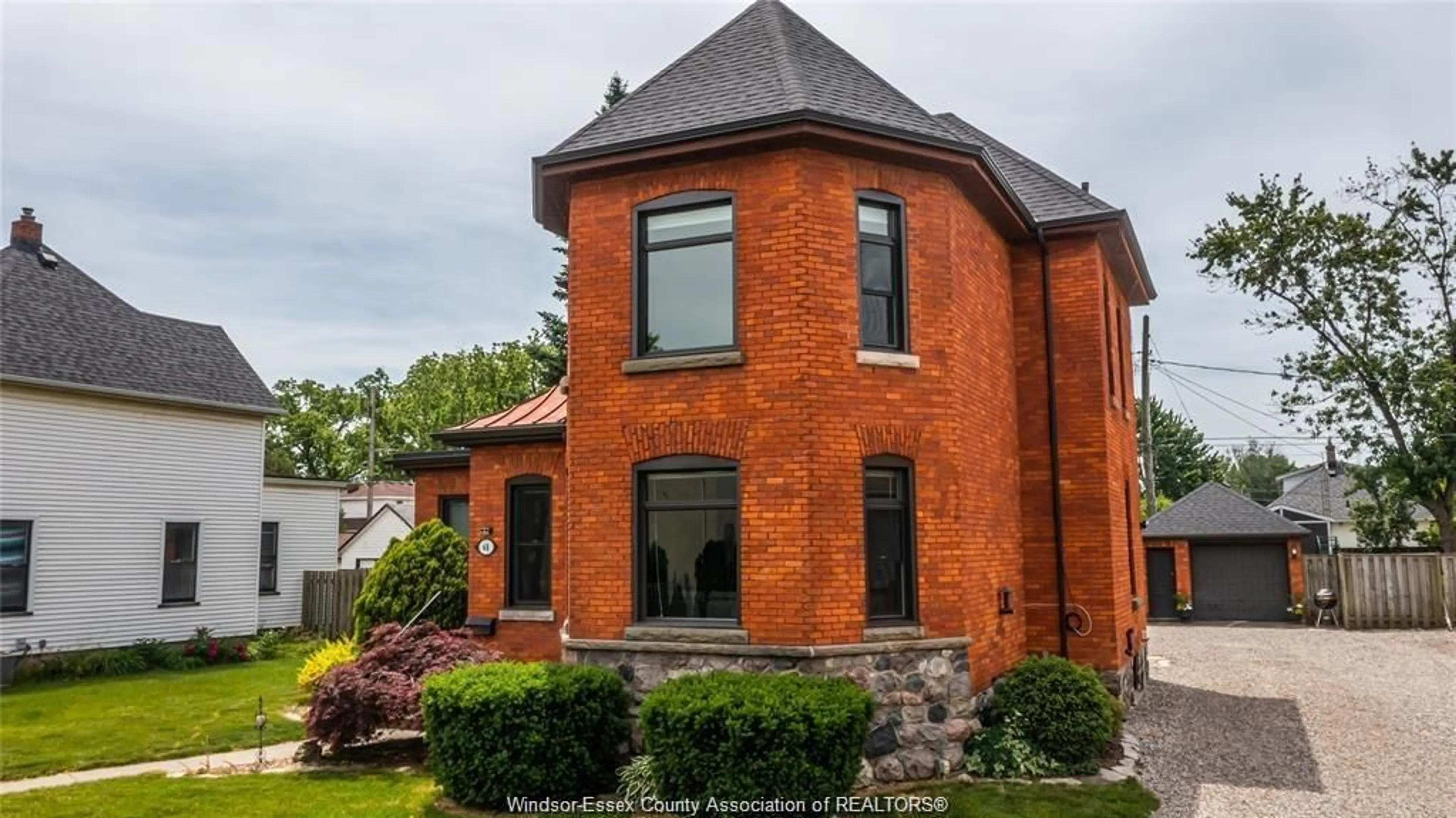 Home with brick exterior material, building for 48 CLARK, Leamington Ontario N8H 1E7