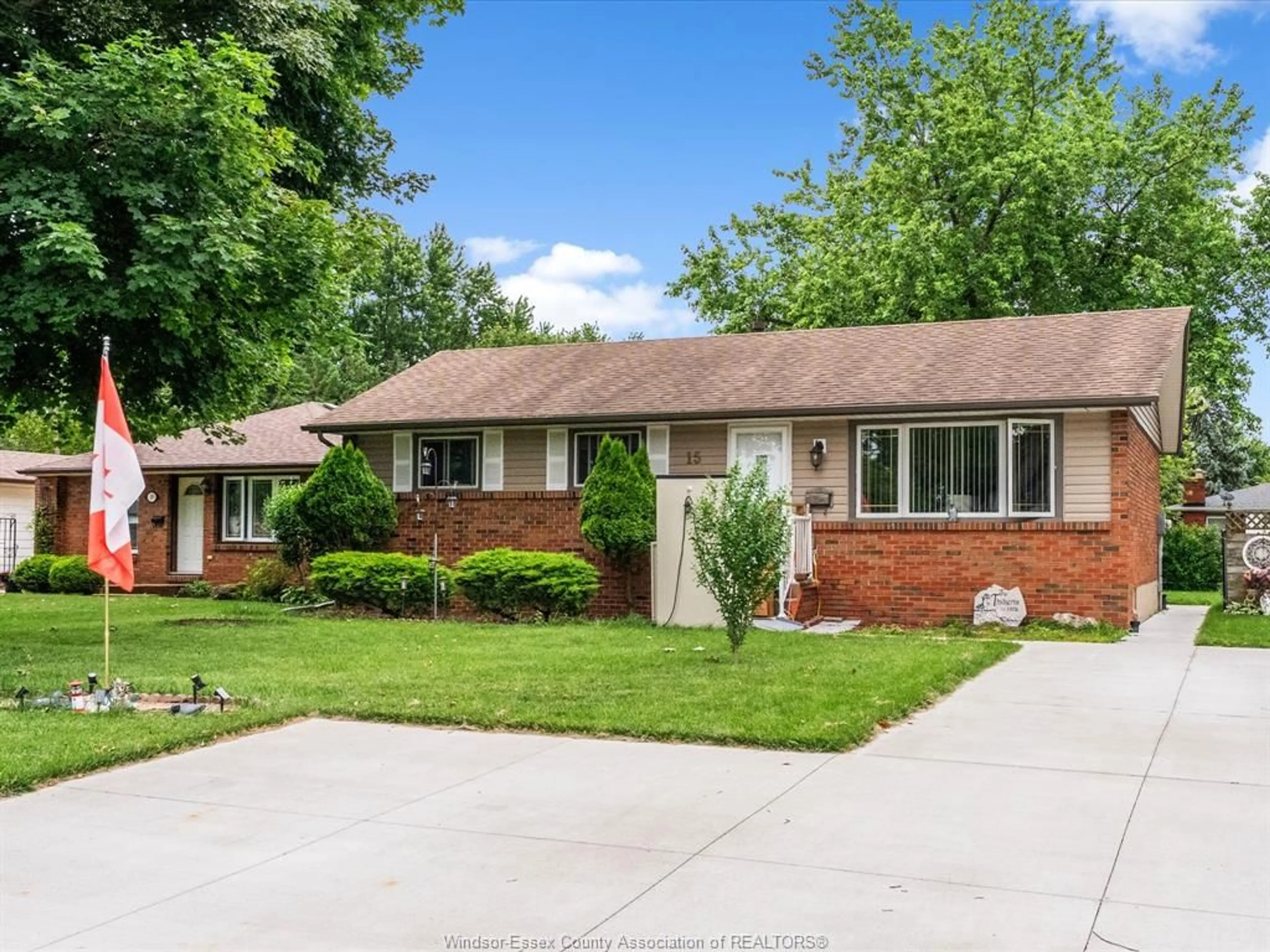 Home with brick exterior material, street for 15 RIVIERA, Amherstburg Ontario N9V 3A5