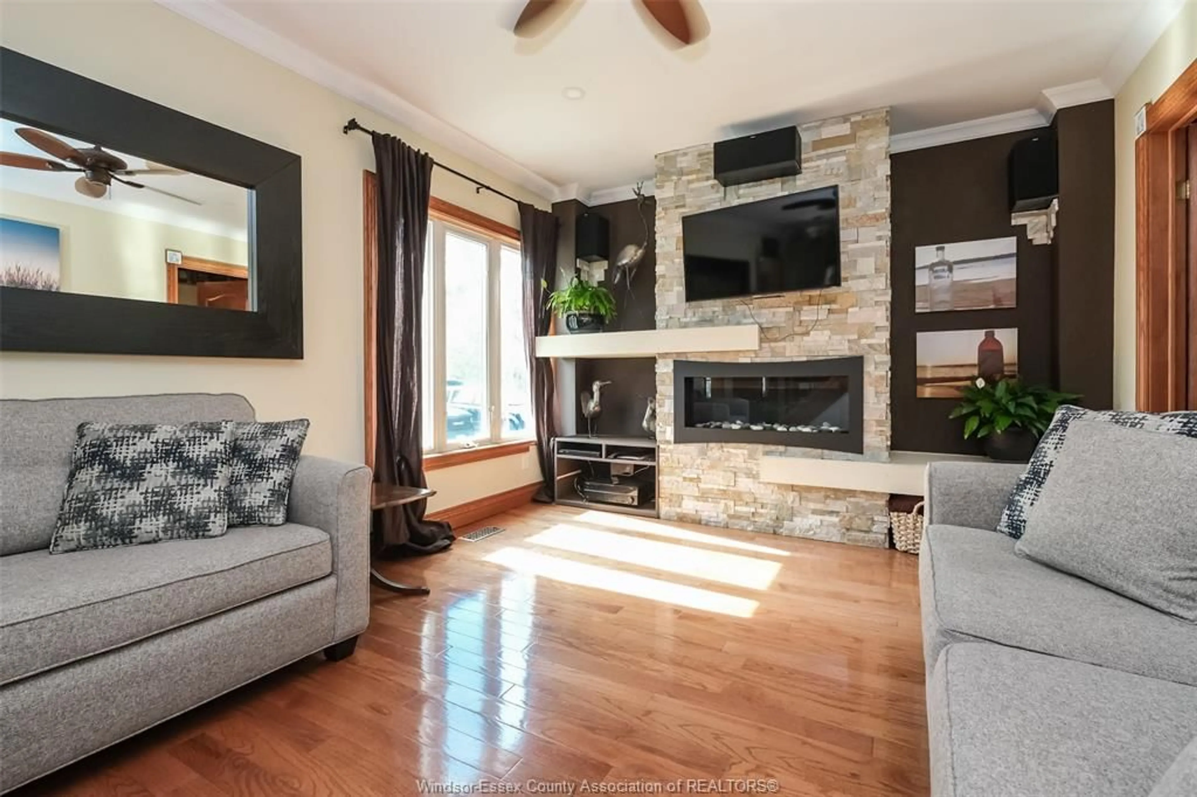 Living room with furniture, unknown for 458 JOHN M, Windsor Ontario N8P 1C2