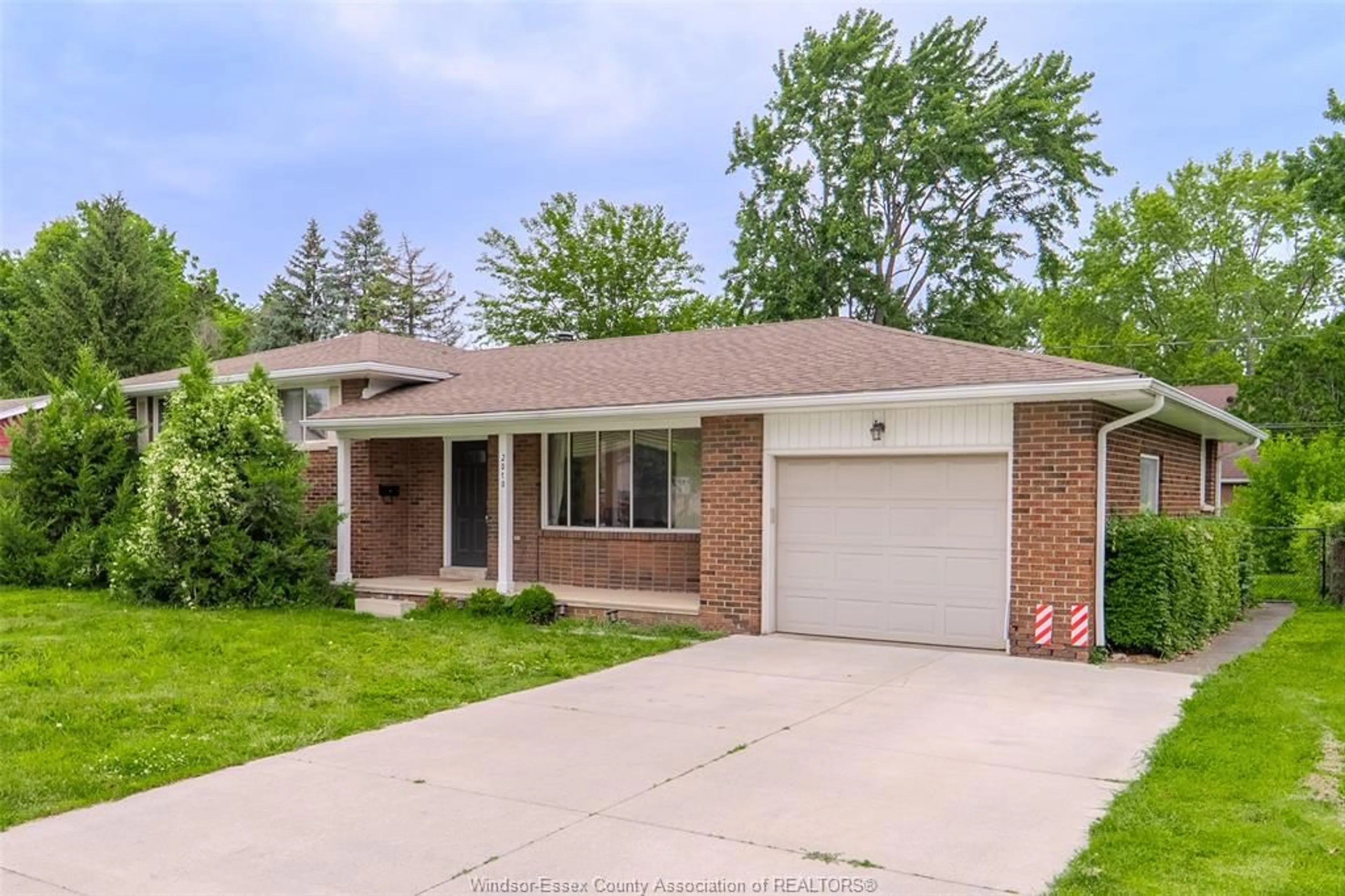 Home with brick exterior material, street for 2010 Grand Marais, Windsor Ontario N9E 1G1