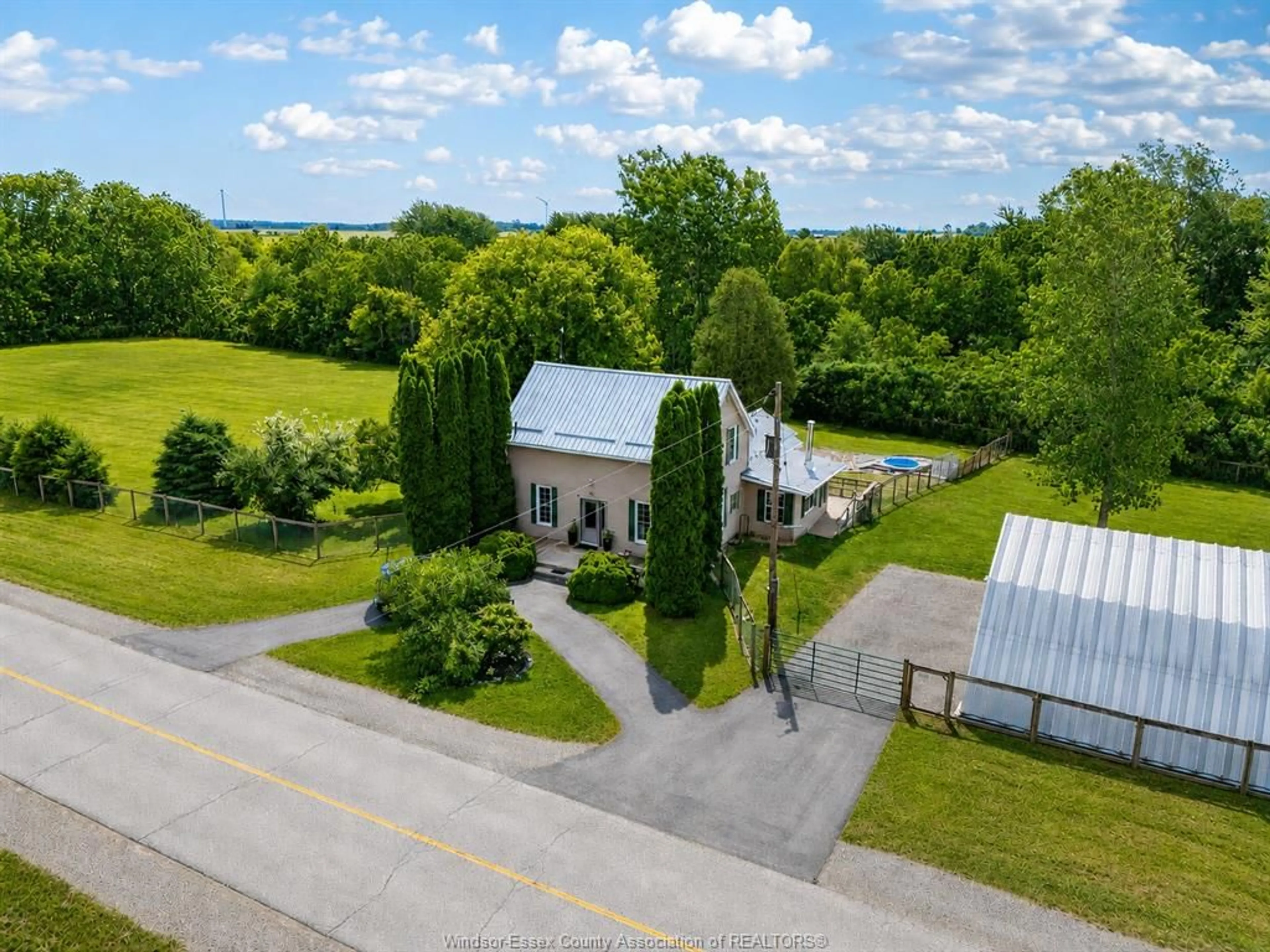 A pic from outside/outdoor area/front of a property/back of a property/a pic from drone, building for 15364 Muirkirk Line, Muirkirk Ontario N0L 1X0