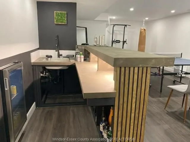 1024 COPELAND, Windsor 4