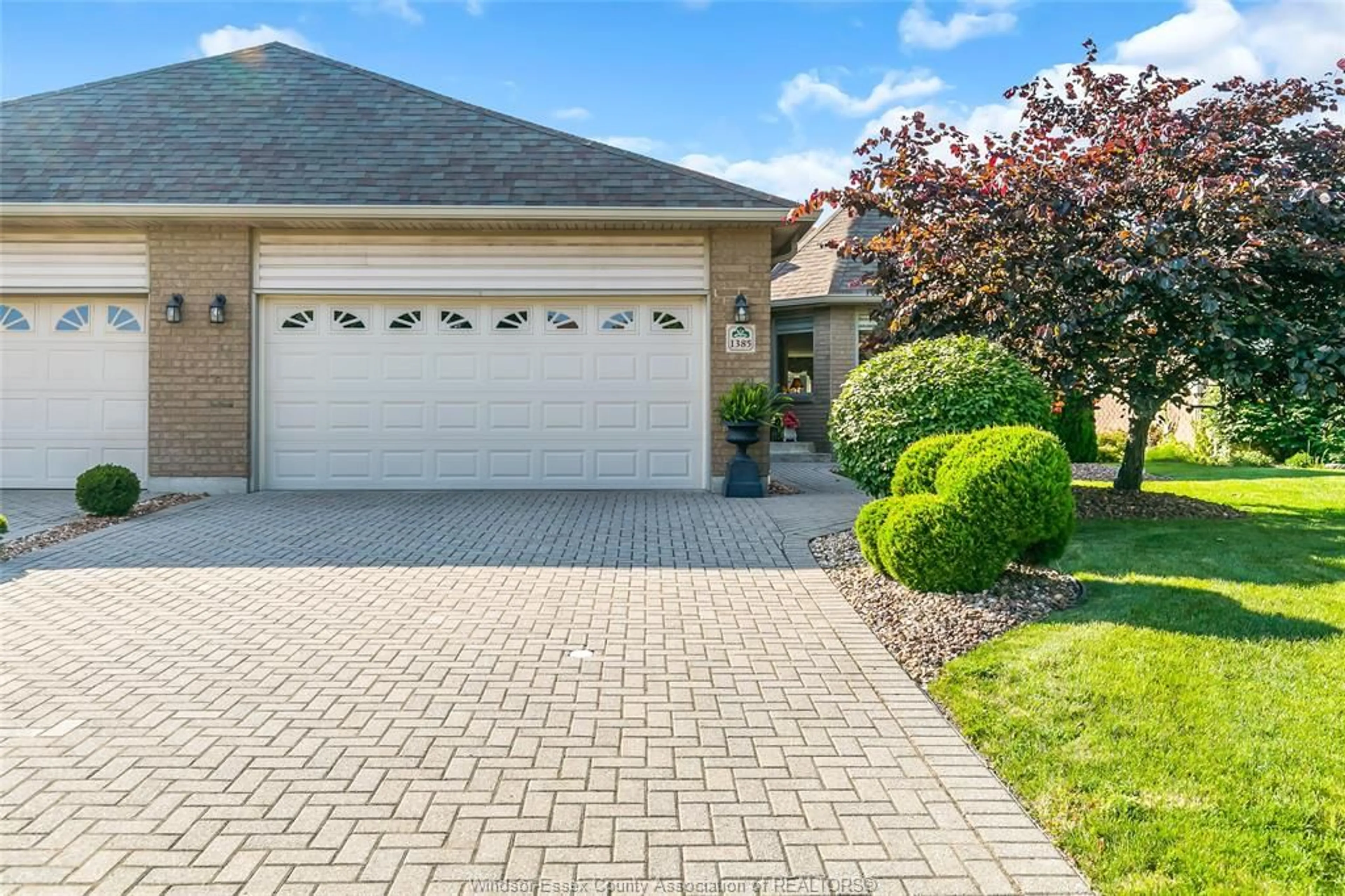 Unknown for 1385 IMPERIAL Cres, Windsor Ontario N9G 2T6