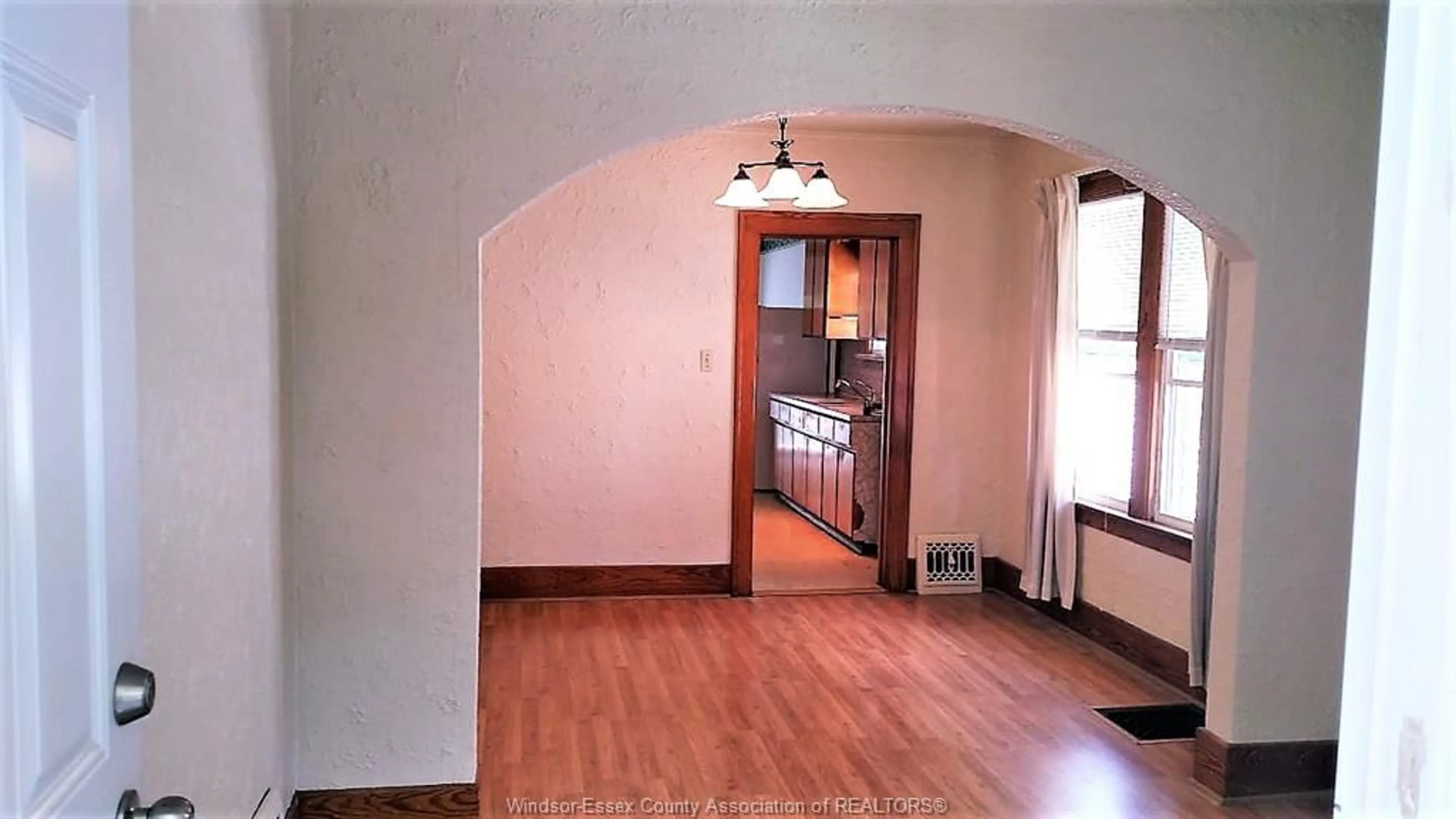 A pic of a room for 751 RANDOLPH, Windsor Ontario N9B 2T7