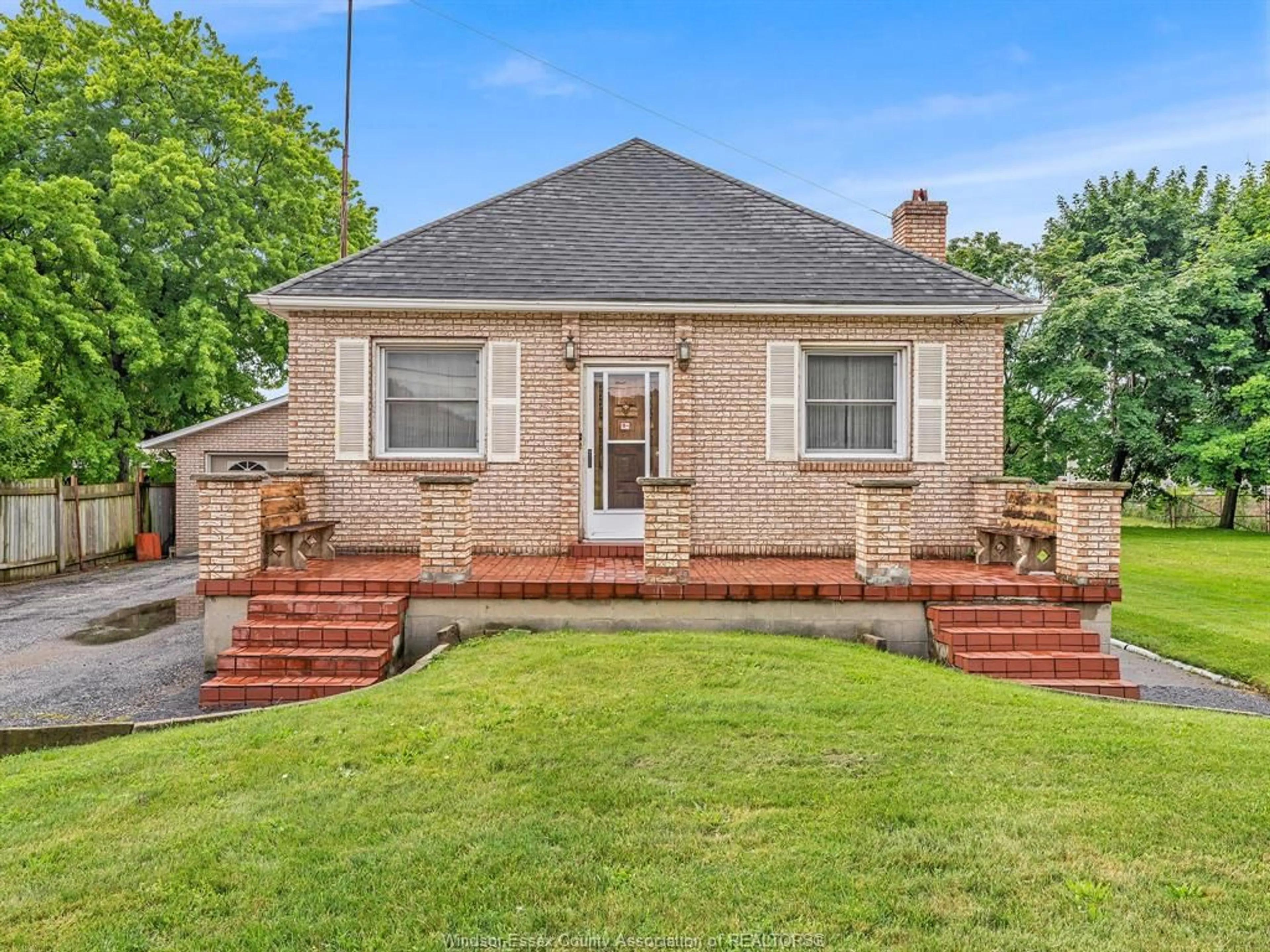 Home with brick exterior material, street for 534 MERSEA 3 Rd, Leamington Ontario N8H 3V5