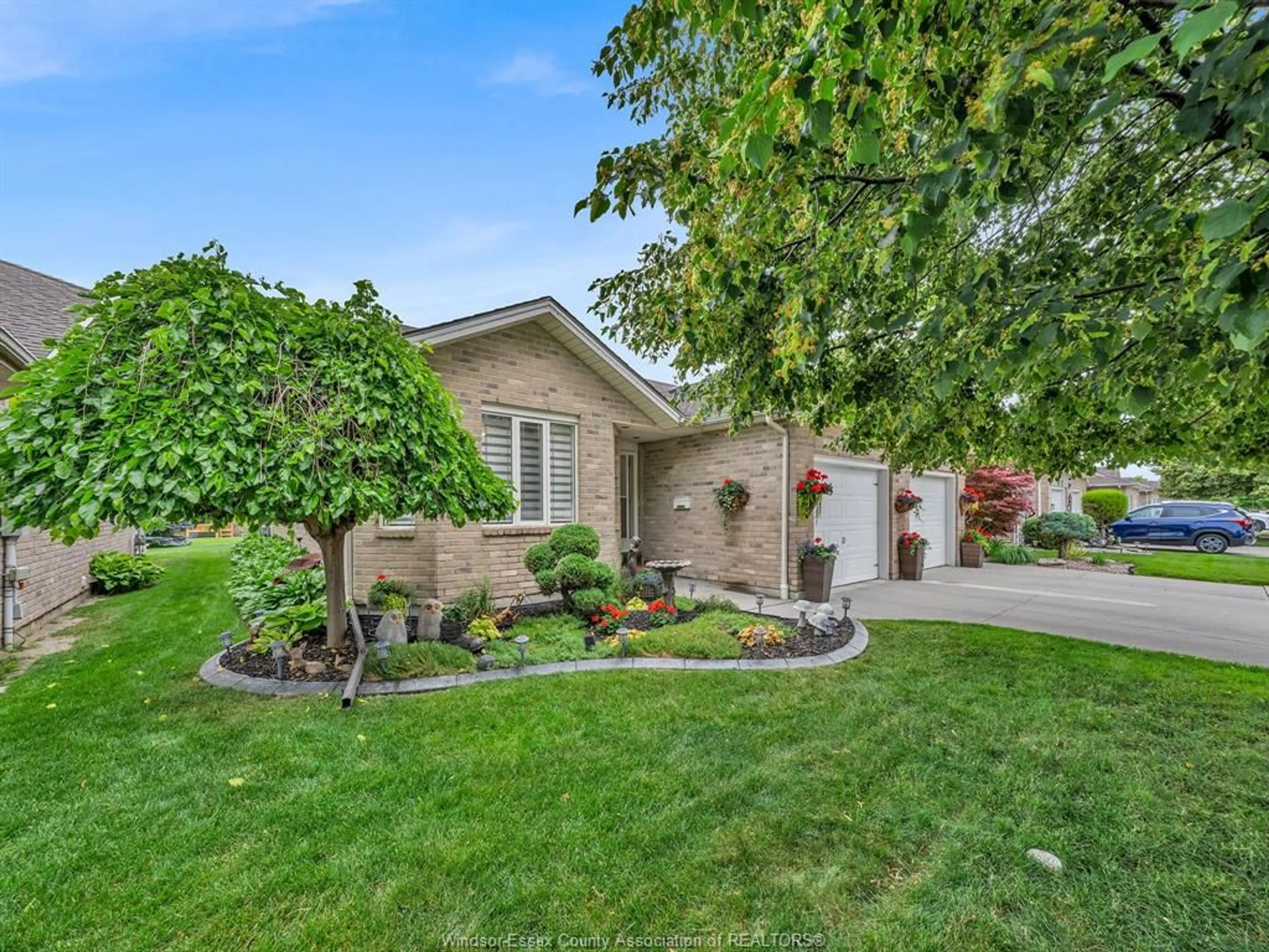 Unknown for 1968 CLOVER Ave, Windsor Ontario N8P 1W6