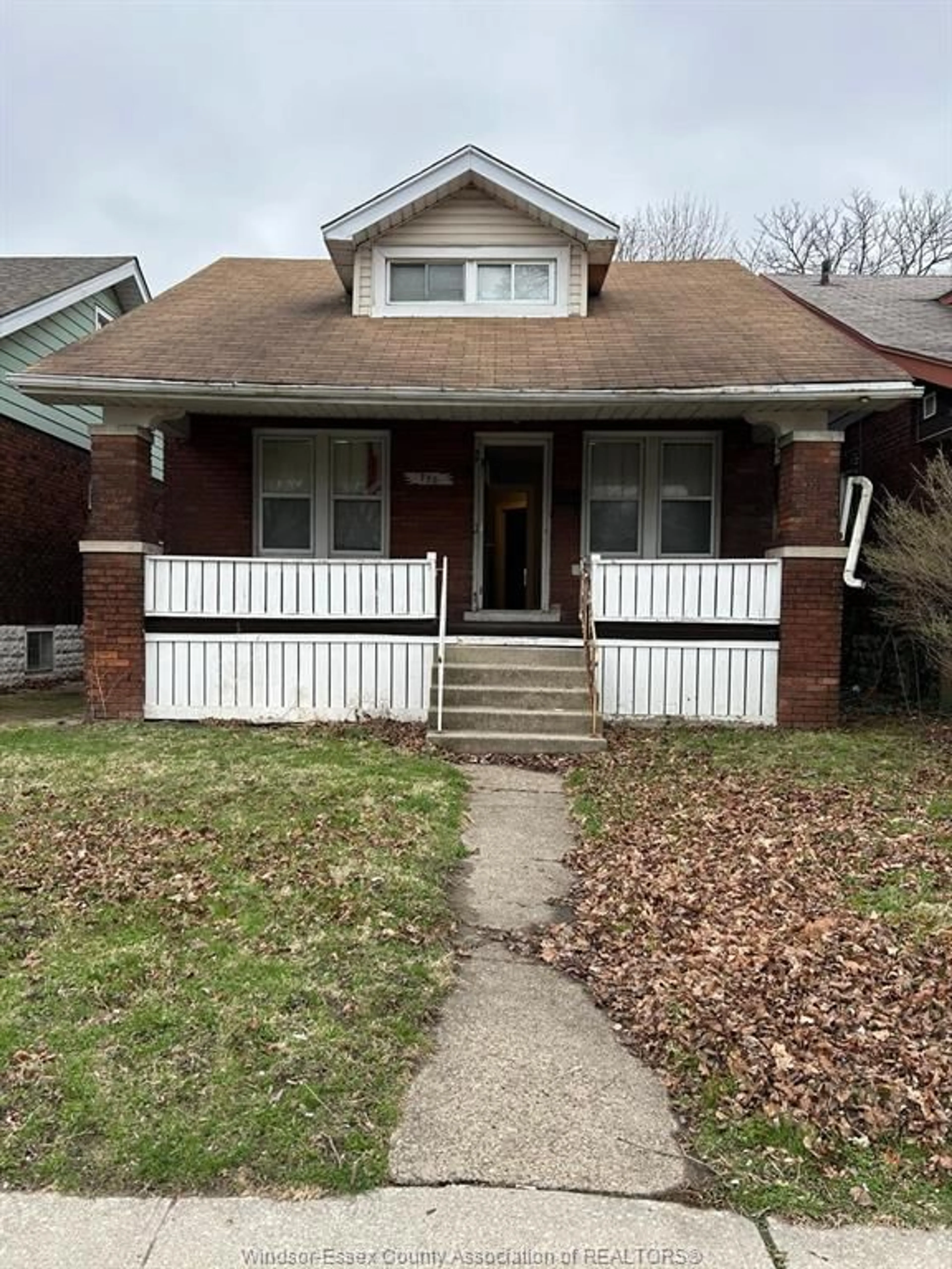Home with brick exterior material, street for 770 RANDOLPH, Windsor Ontario N9B 2T8