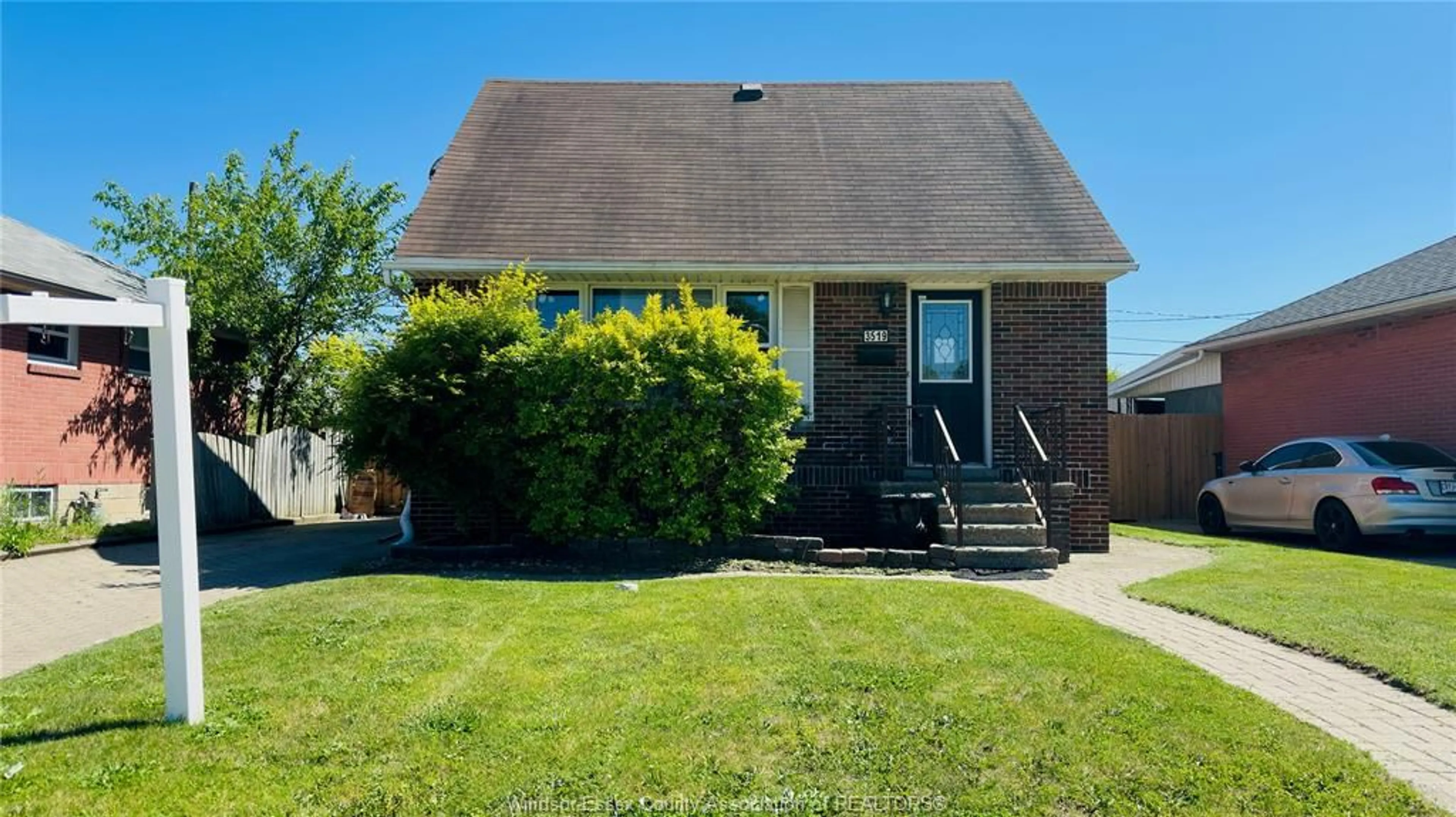 Unknown for 3519 TECUMSEH Rd, Windsor Ontario N9C 2B6