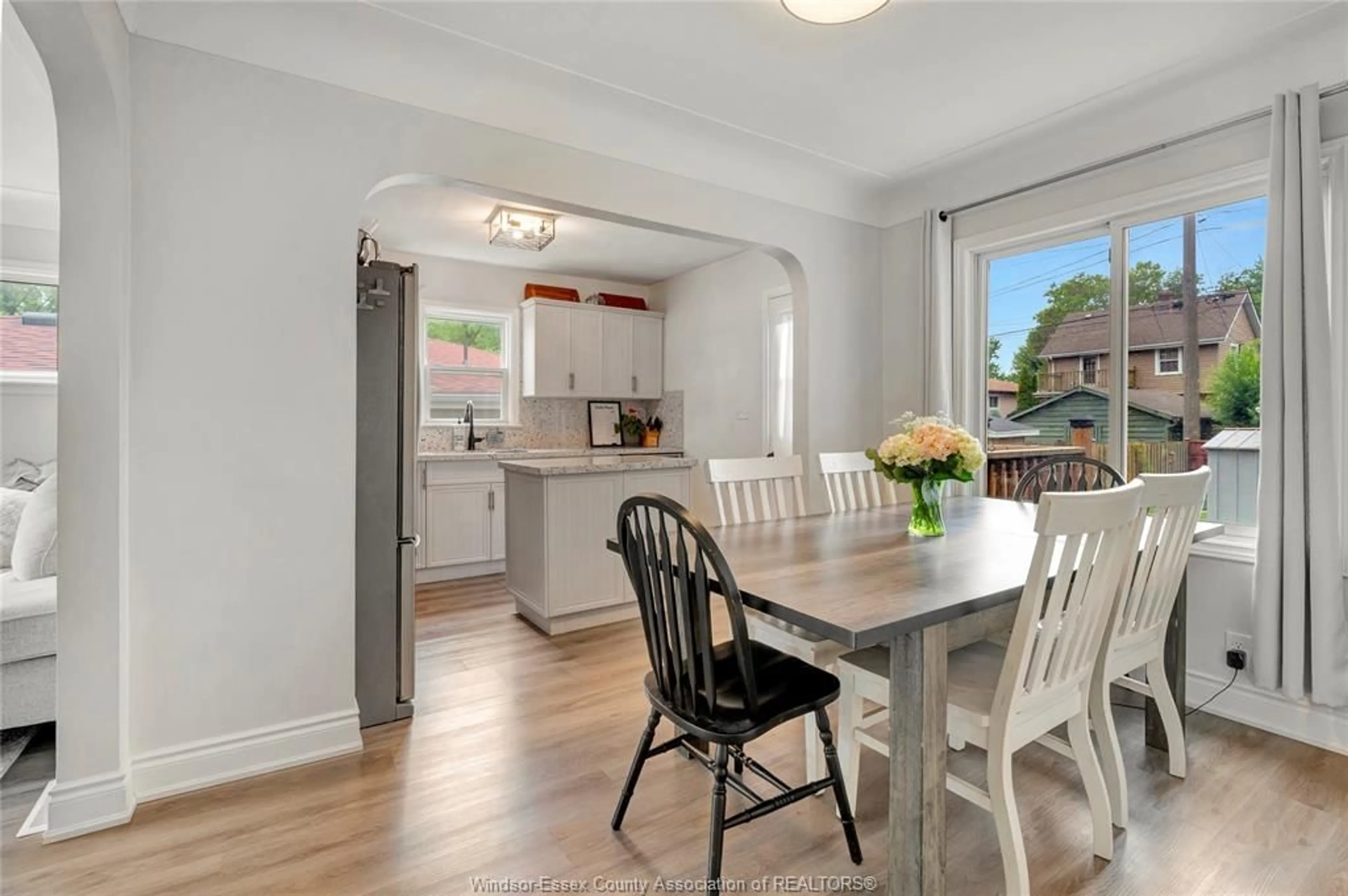 Dining room, wood/laminate floor for 1987 OLIVE Rd, Windsor Ontario N8T 1R4