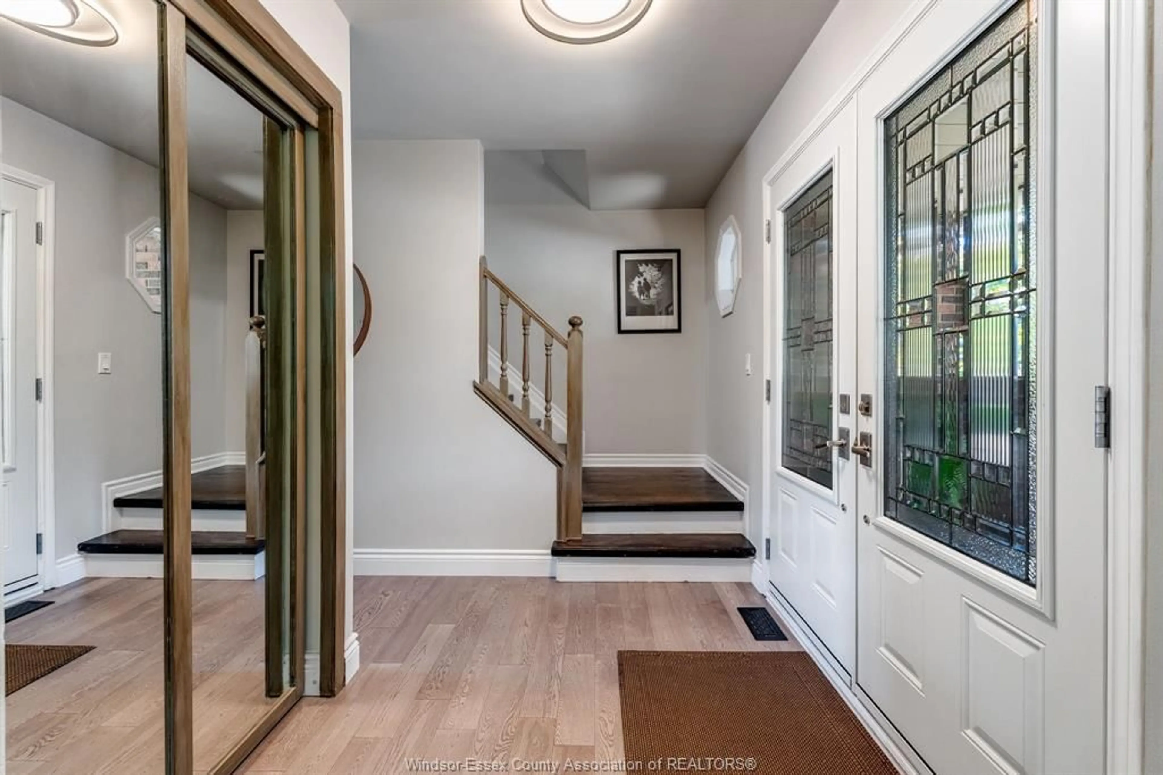Indoor entryway for 1170 Beals St, Windsor Ontario N9E 4A4