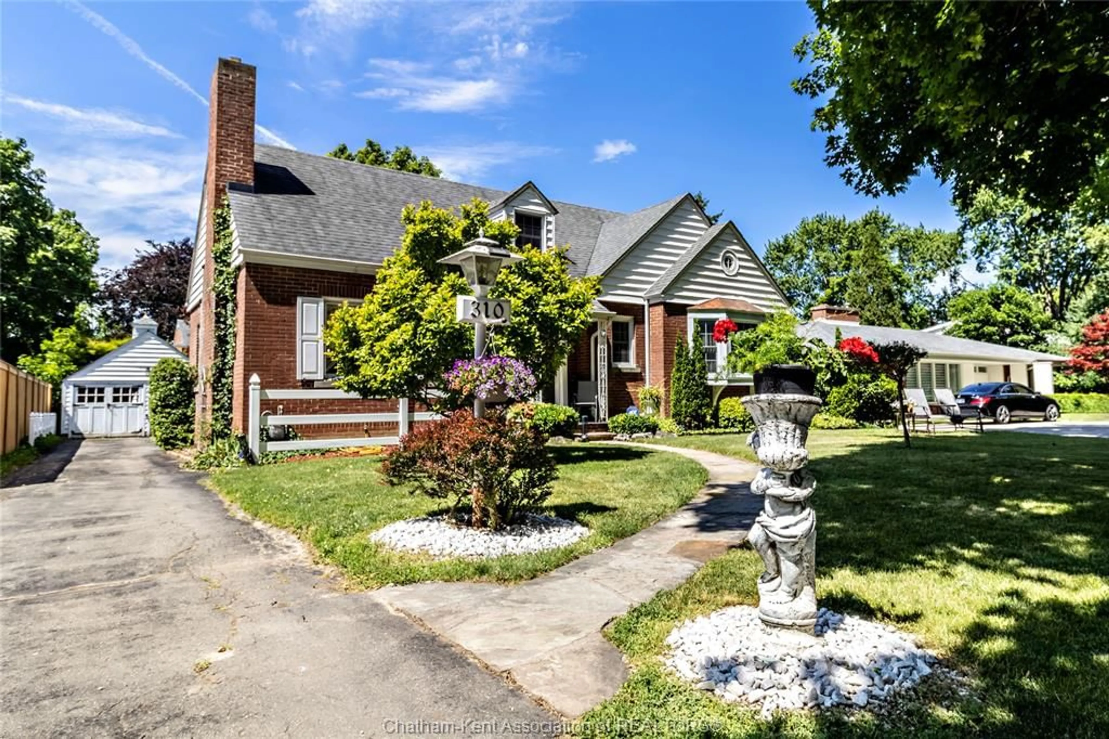 Unknown for 310 VICTORIA Ave, Chatham Ontario N7L 3A9