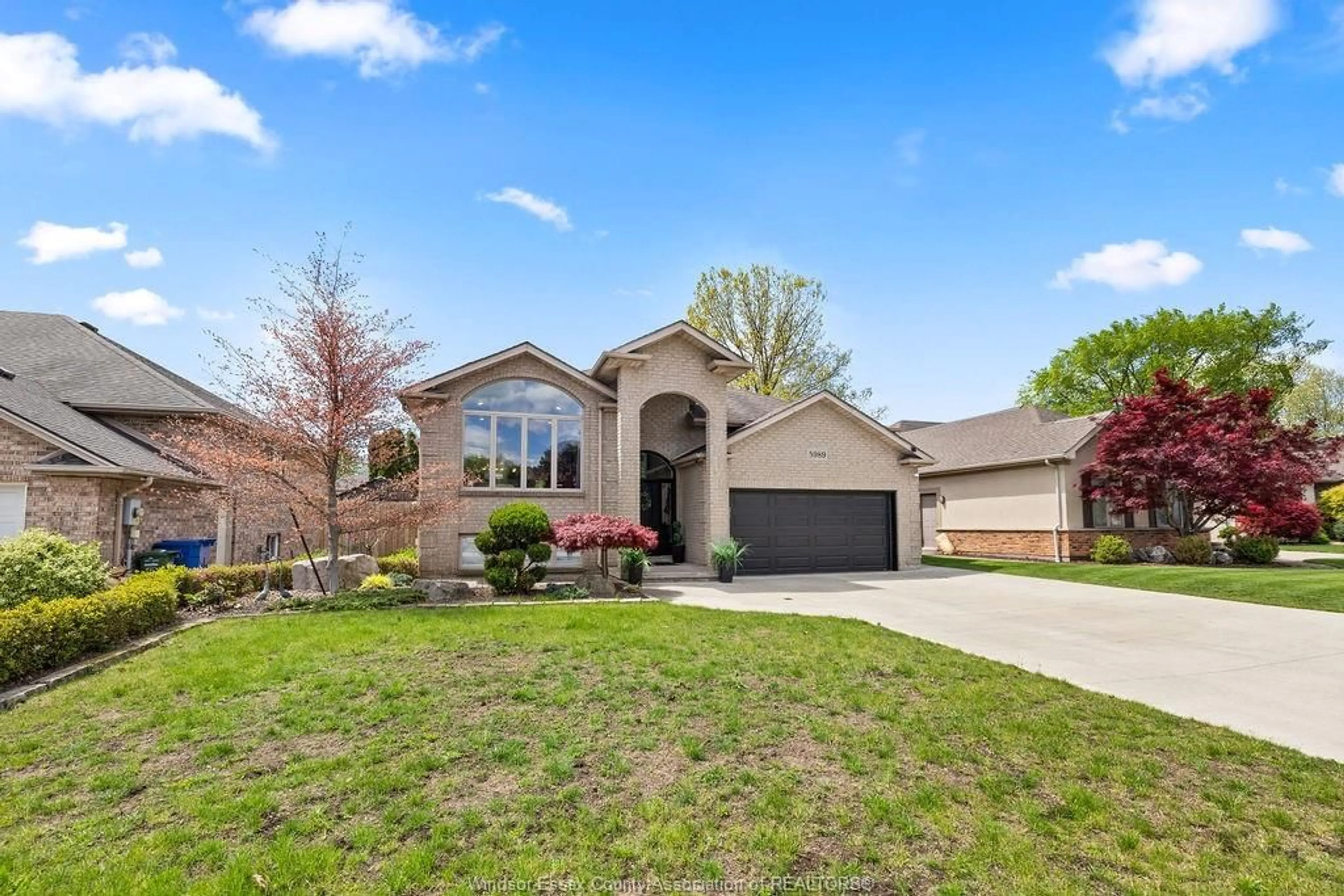 Home with brick exterior material, street for 5989 ROSEWOOD Cres, LaSalle Ontario N9J 3L7