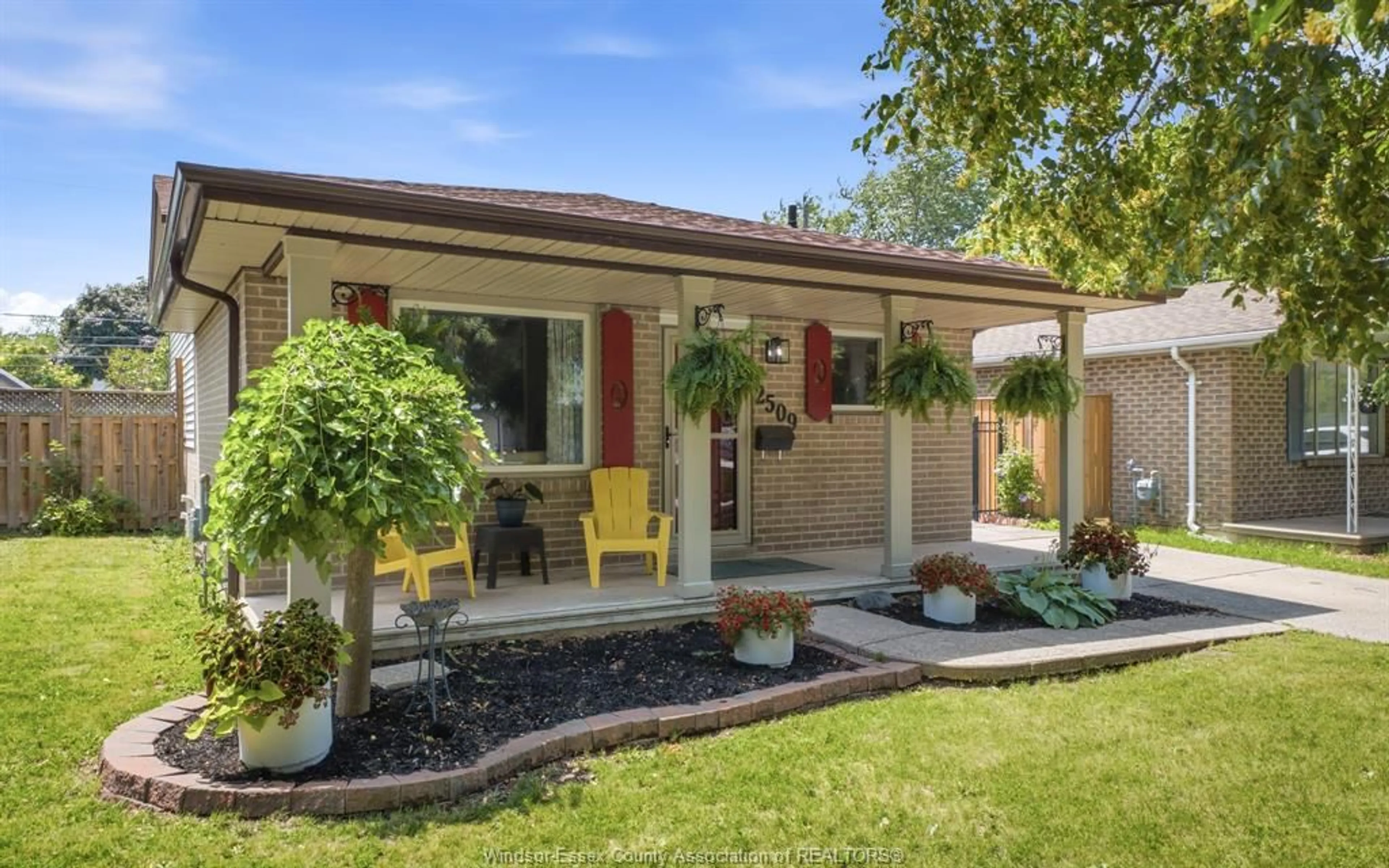 Unknown for 2509 ELLROSE, Windsor Ontario N8W 5E8