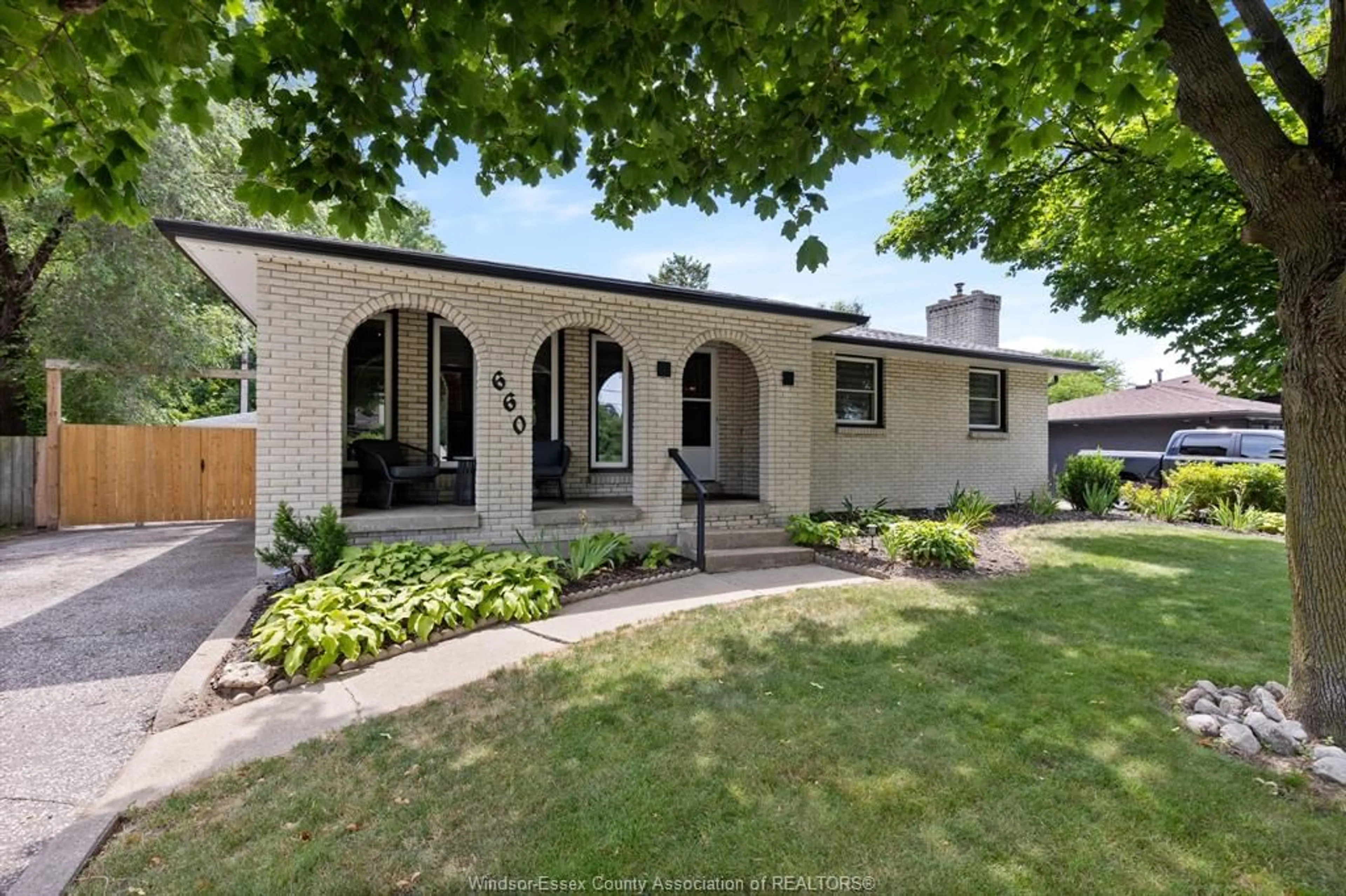 Home with brick exterior material, street for 660 VICTORY, LaSalle Ontario N9J 1V7