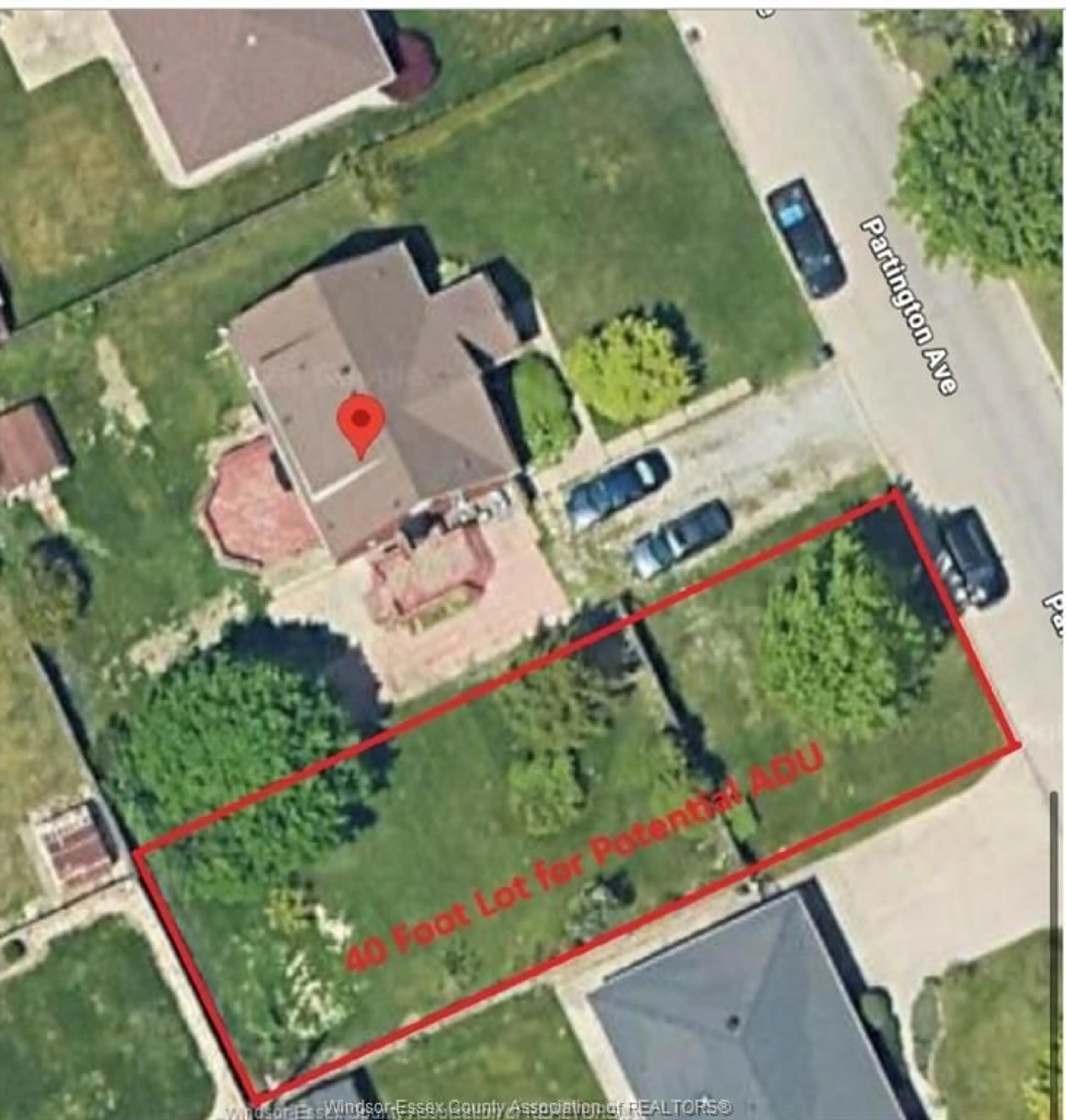 A pic from outside/outdoor area/front of a property/back of a property/a pic from drone, street for 1655 PARTINGTON Ave, Windsor Ontario N9E 2P9