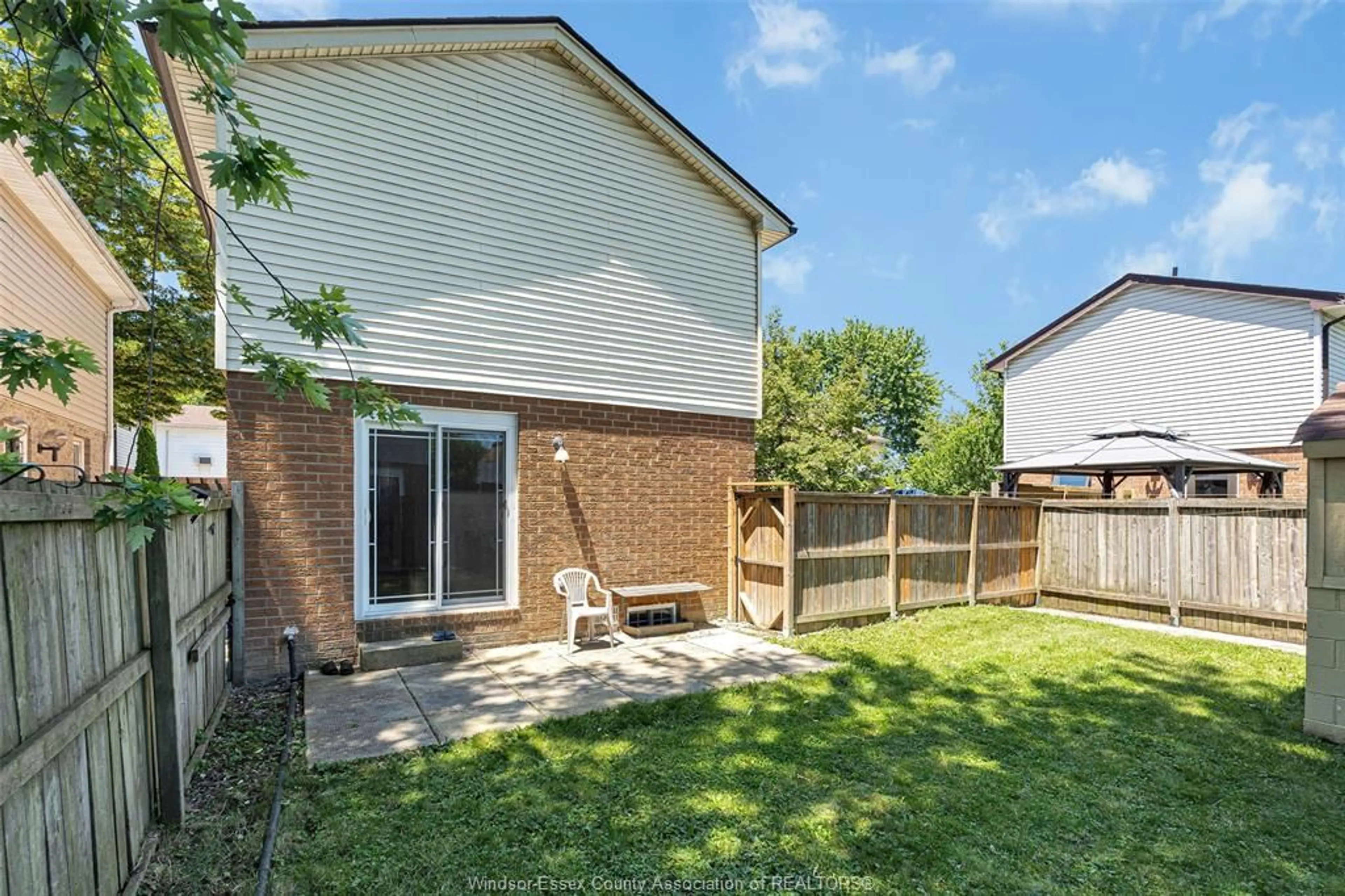 Unknown for 1204 Copperfield PL, Windsor Ontario N8S 4G6