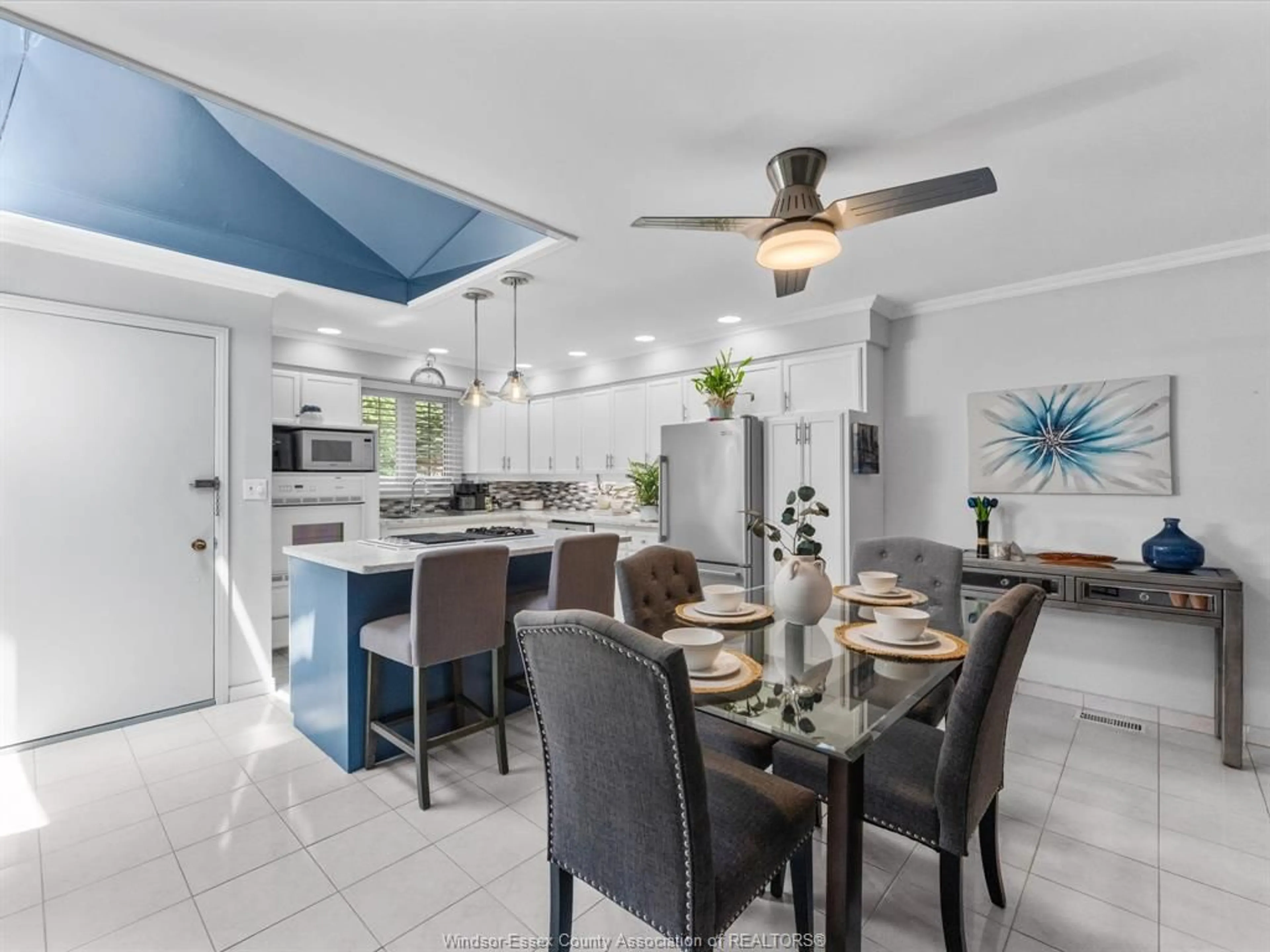 Open concept kitchen, ceramic/tile floor for 6735 Matchett, LaSalle Ontario N9J 2L9