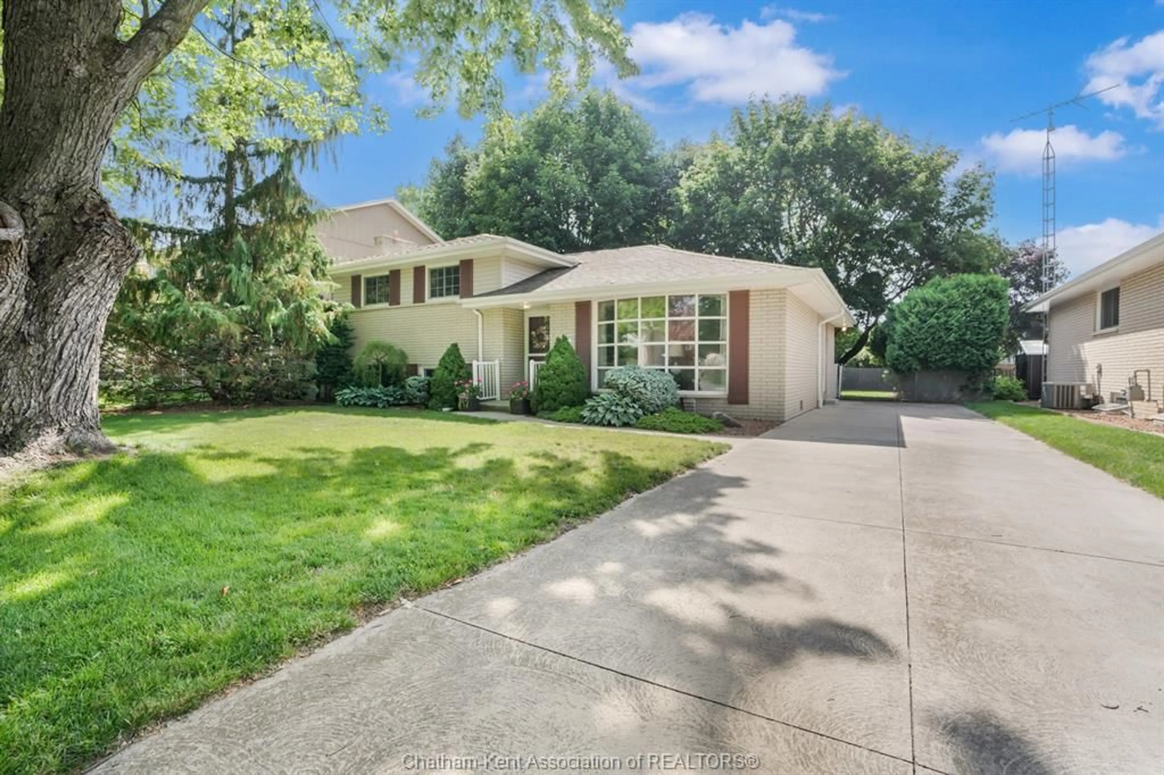 Unknown for 130 Maryknoll Rd, Chatham Ontario N7L 2N1
