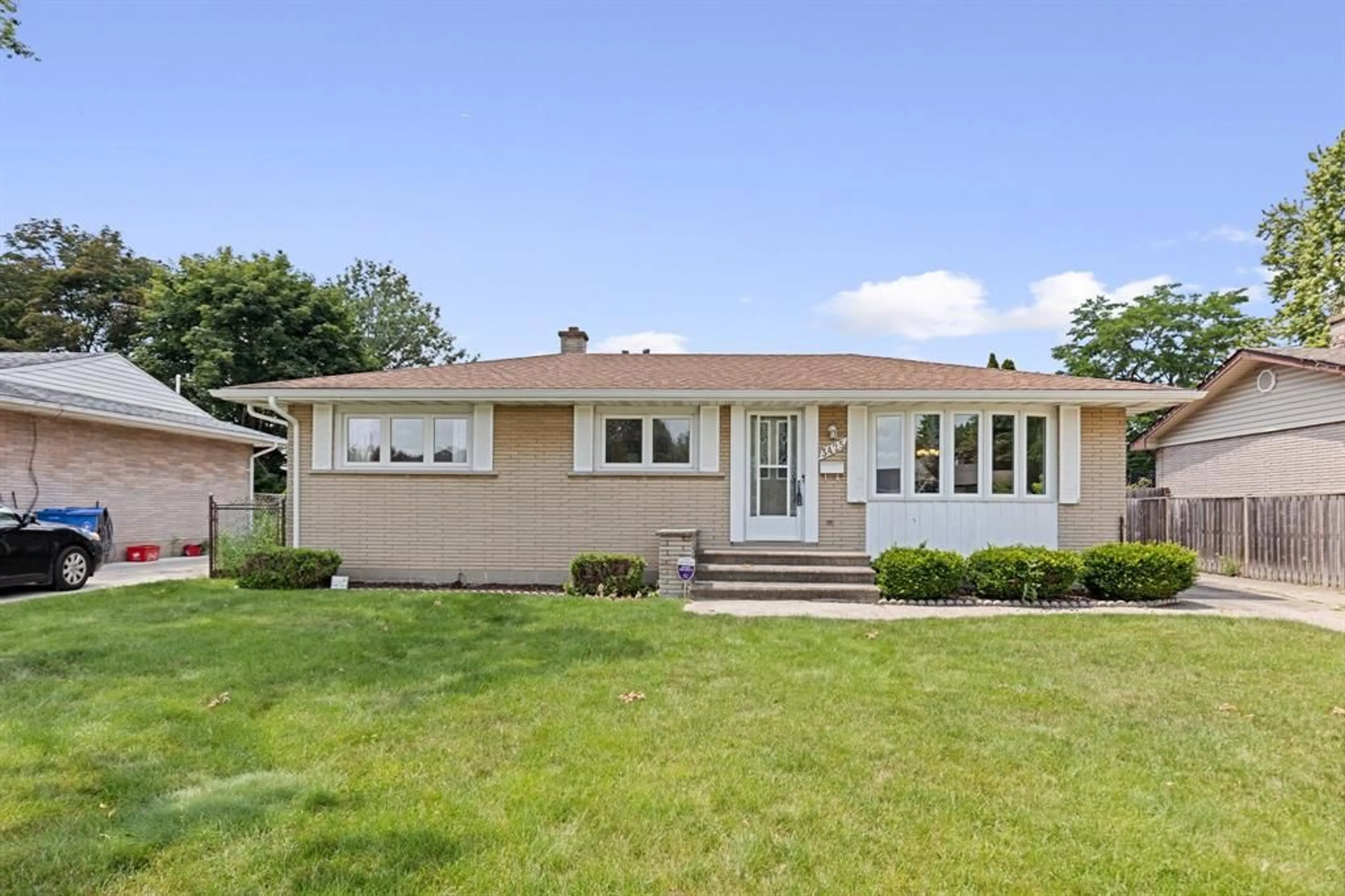 Home with vinyl exterior material, street for 3425 WOODLAWN Ave, Windsor Ontario N8W 2J4