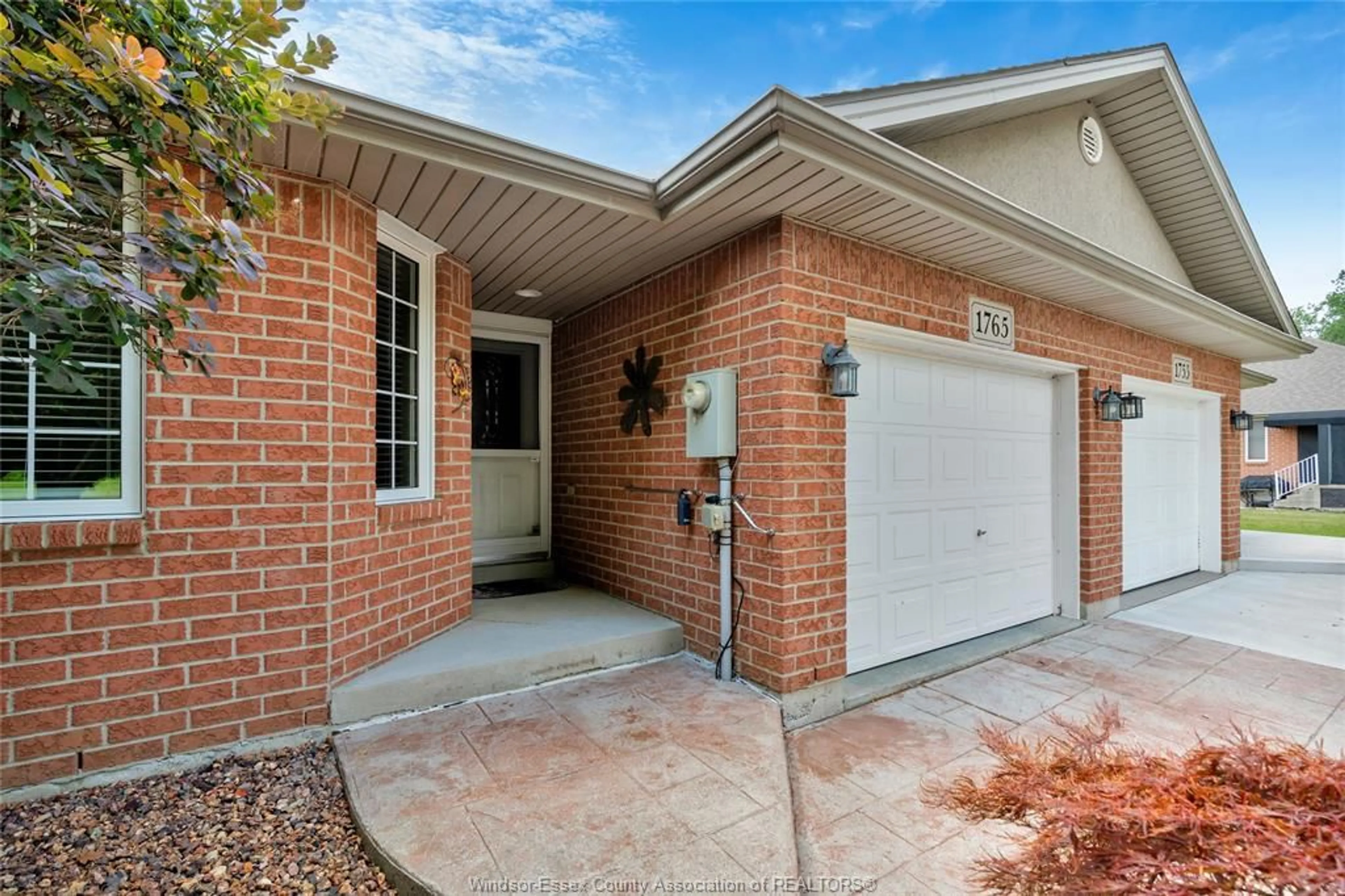 Home with brick exterior material, street for 1765 QUESTA, Windsor Ontario N8P 1M5