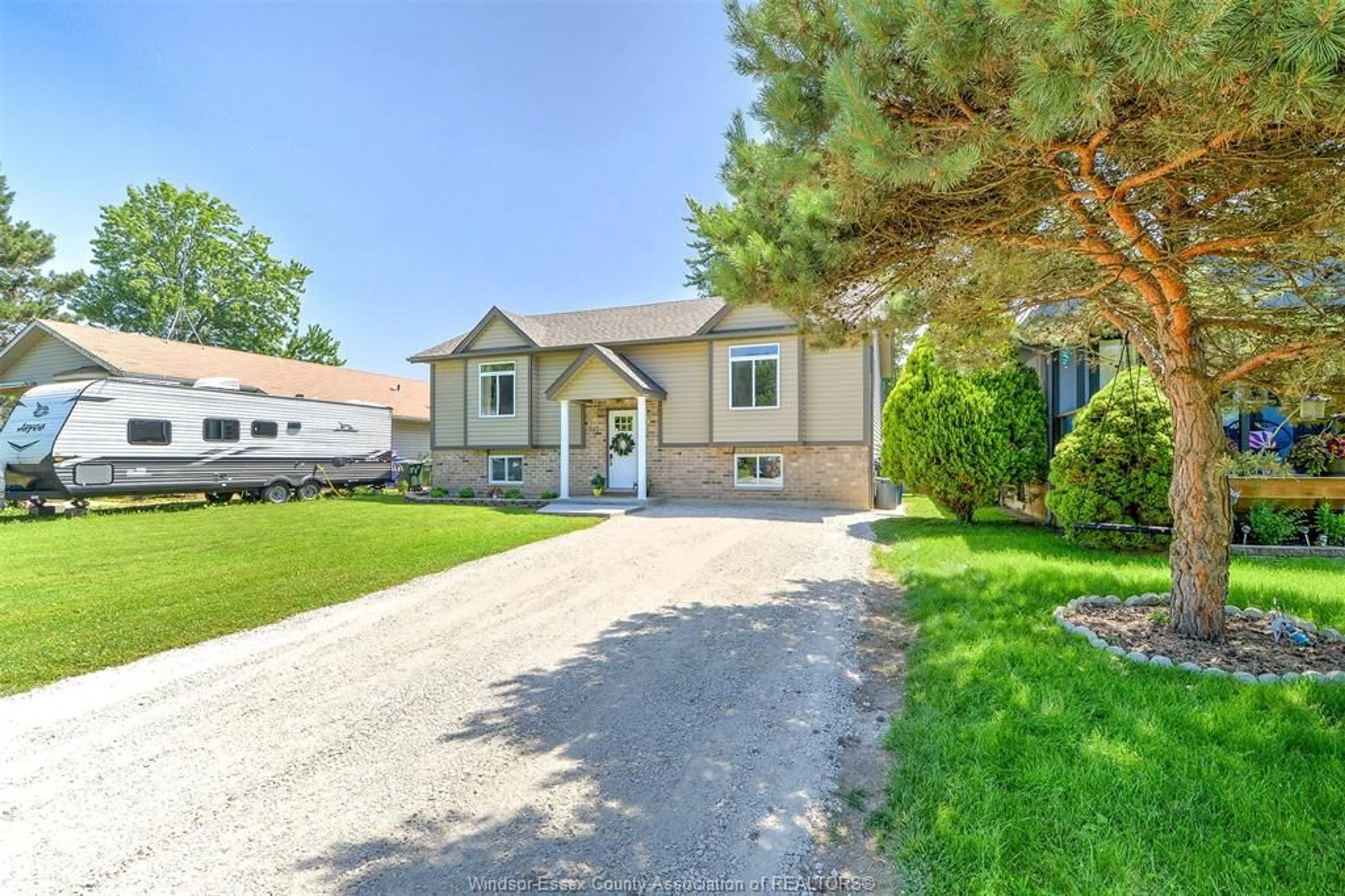 Unknown for 132 GLOUCESTER, Colchester Ontario N0R 1G0