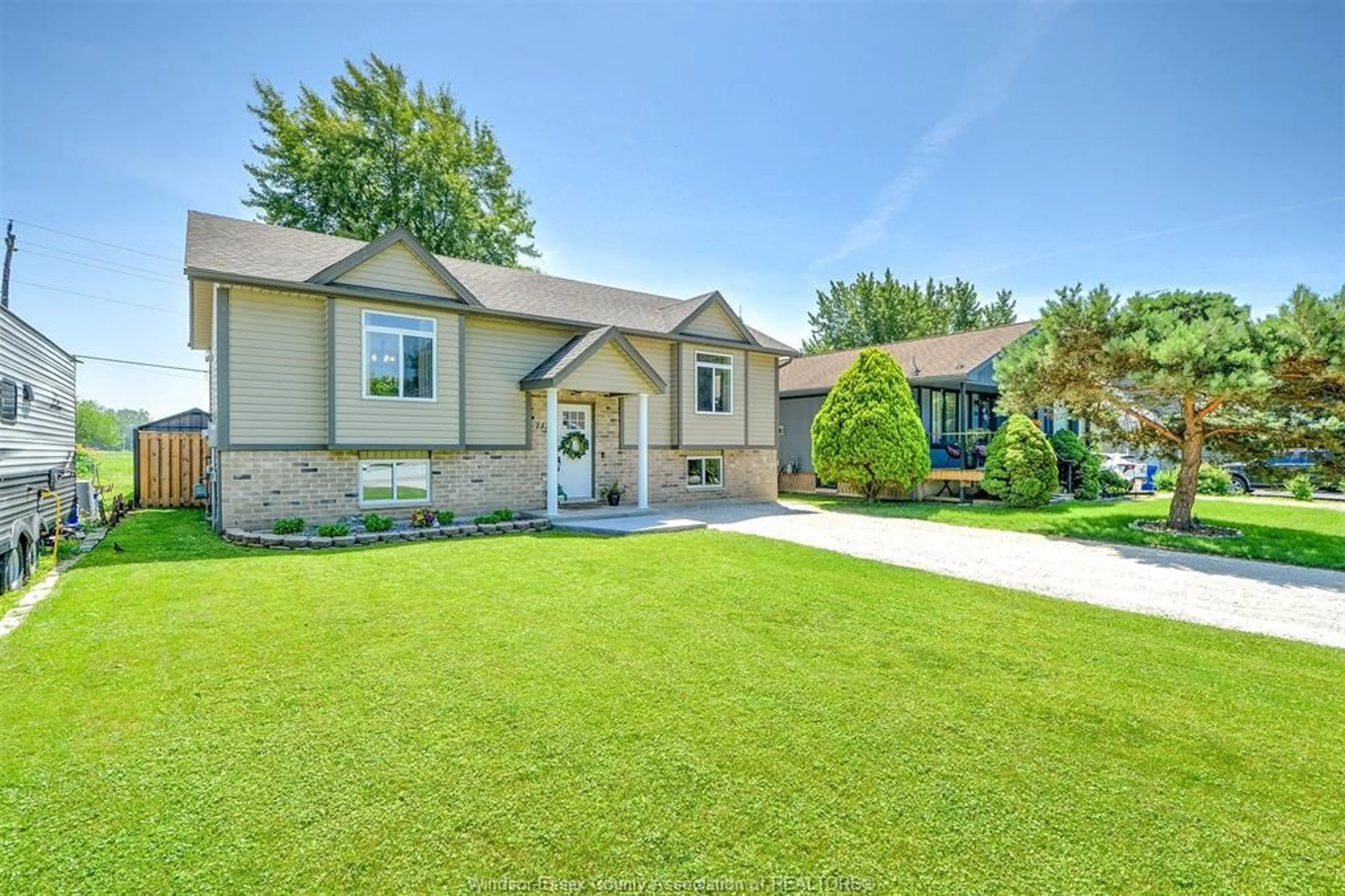 Home with vinyl exterior material, street for 132 GLOUCESTER, Colchester Ontario N0R 1G0