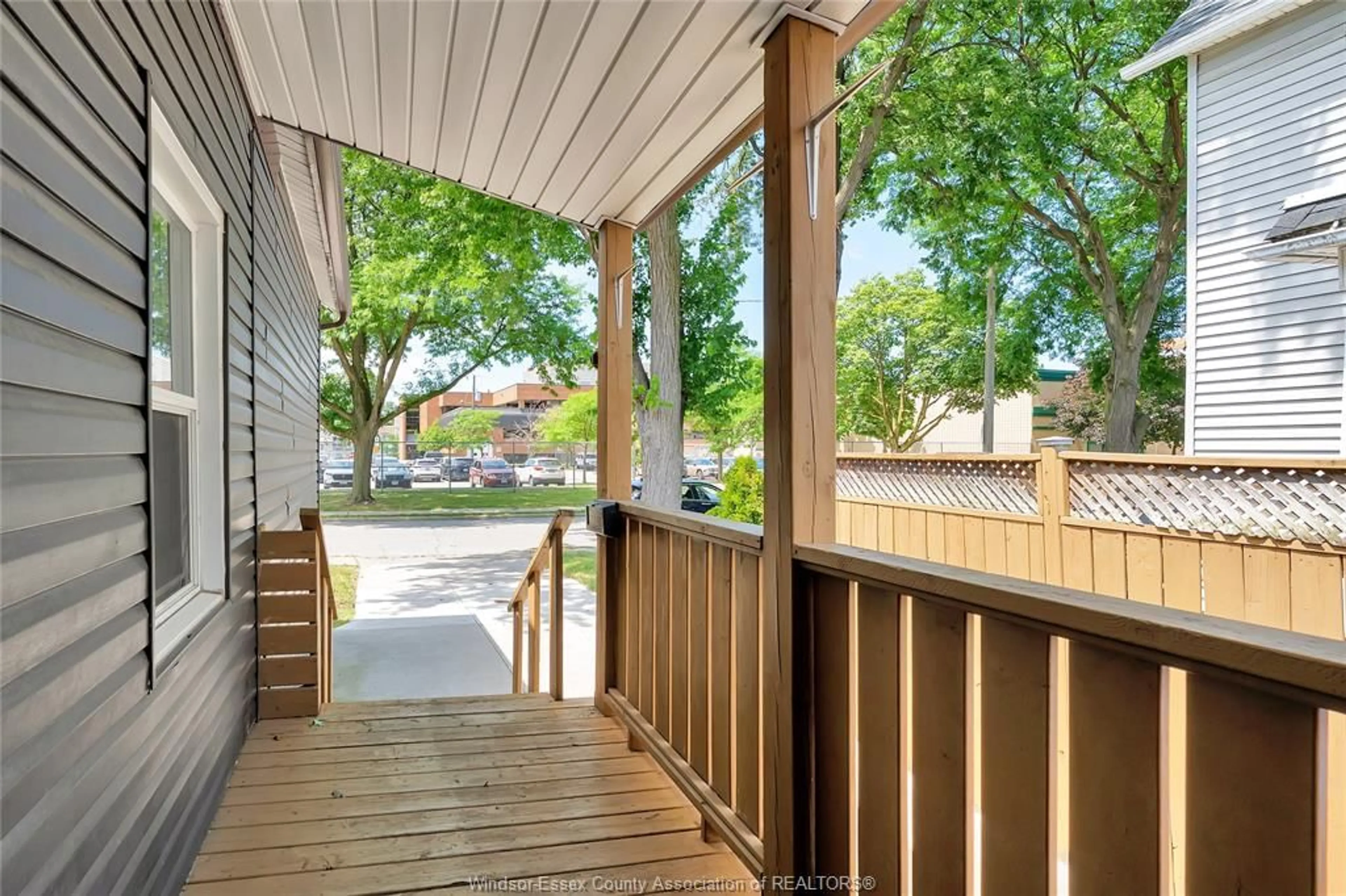 Patio, street for 442 CHURCH, Windsor Ontario N9A 4S9