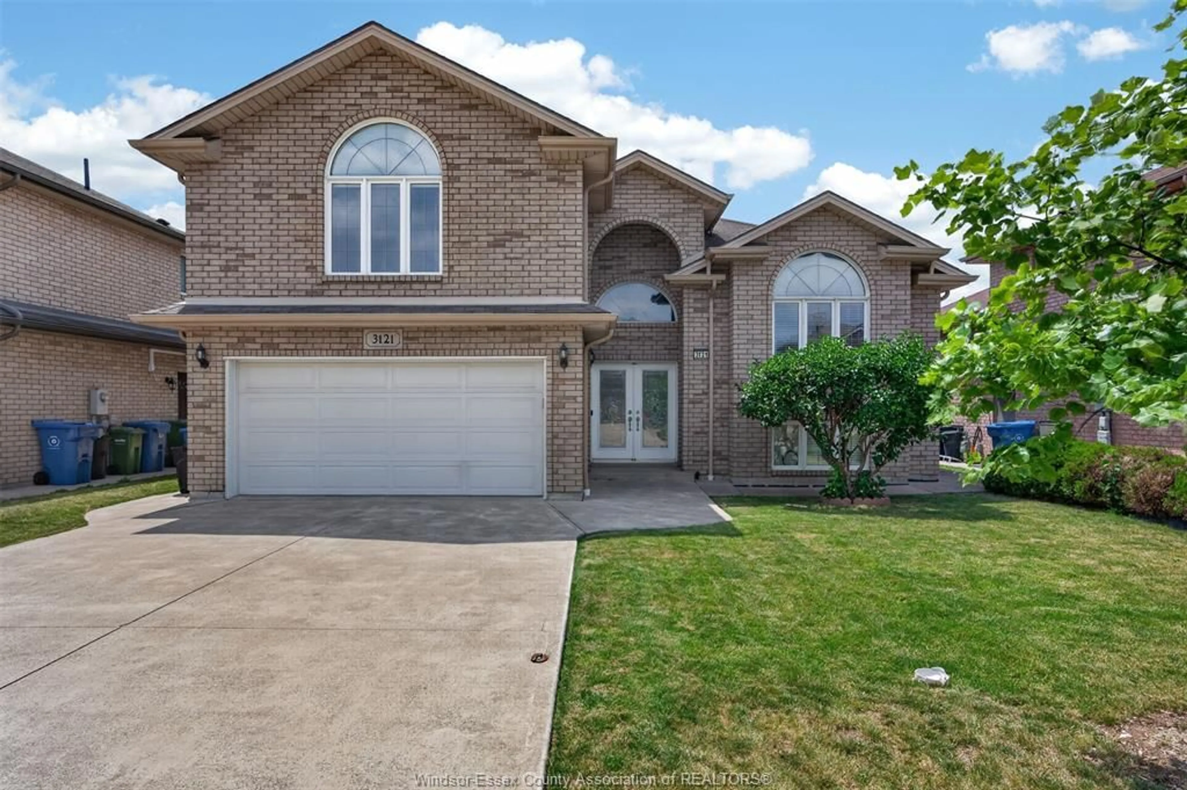 Home with brick exterior material, street for 3121 TROUP CRESCENT, Windsor Ontario N8R 0A3
