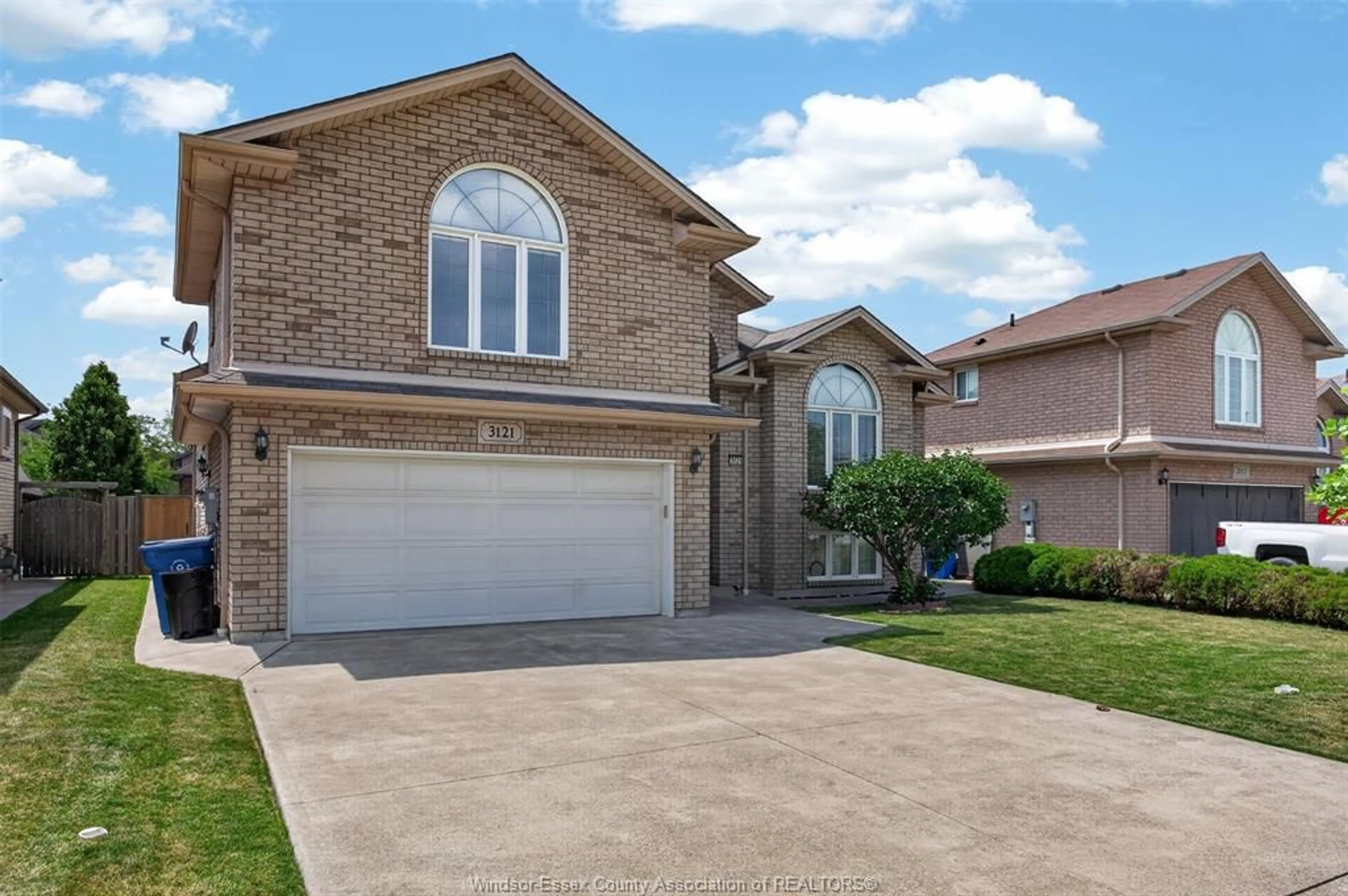 Home with brick exterior material, street for 3121 TROUP CRESCENT, Windsor Ontario N8R 0A3