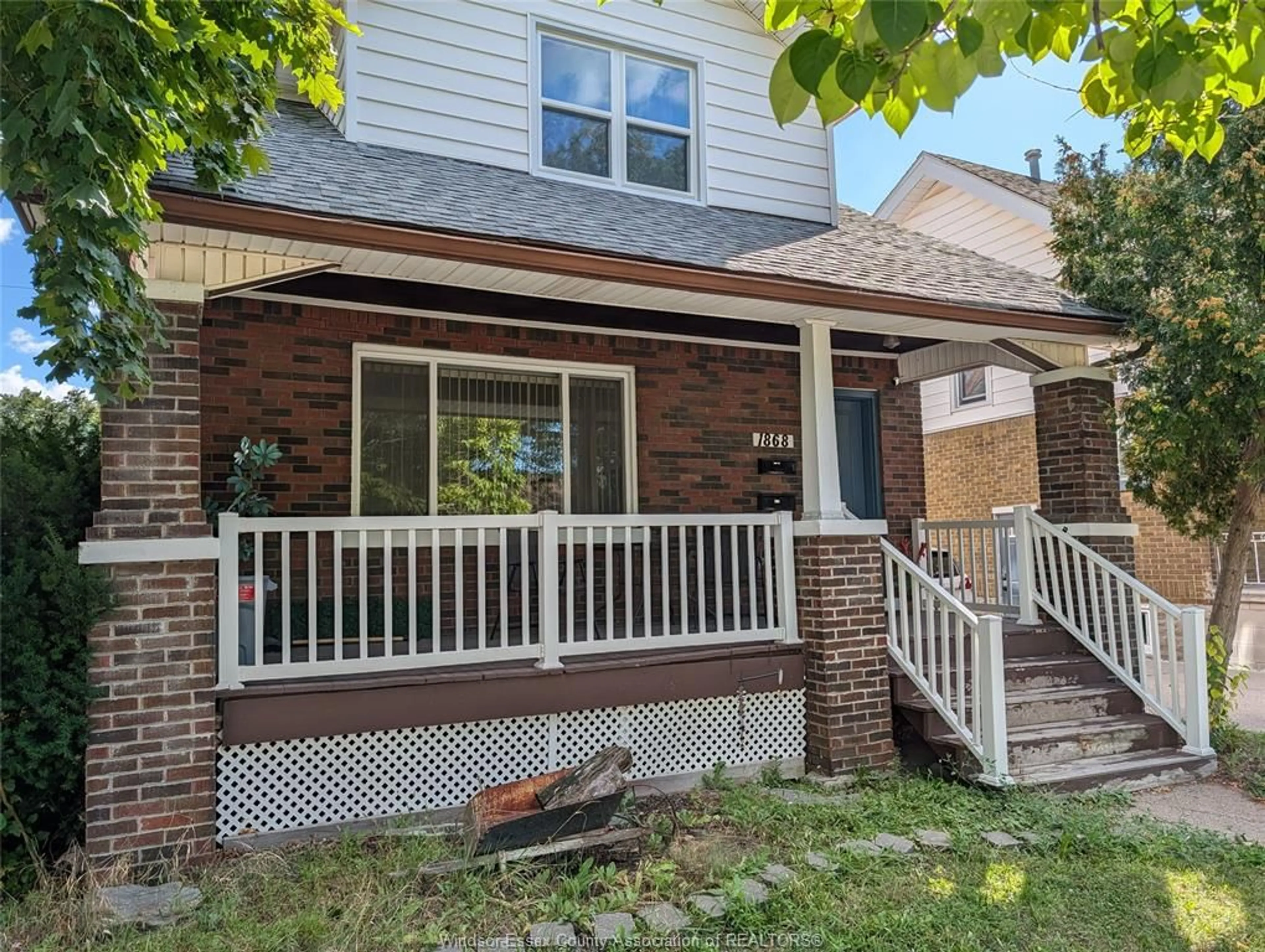 Home with brick exterior material, street for 1868 PILLETTE, Windsor Ontario N8T 2P1