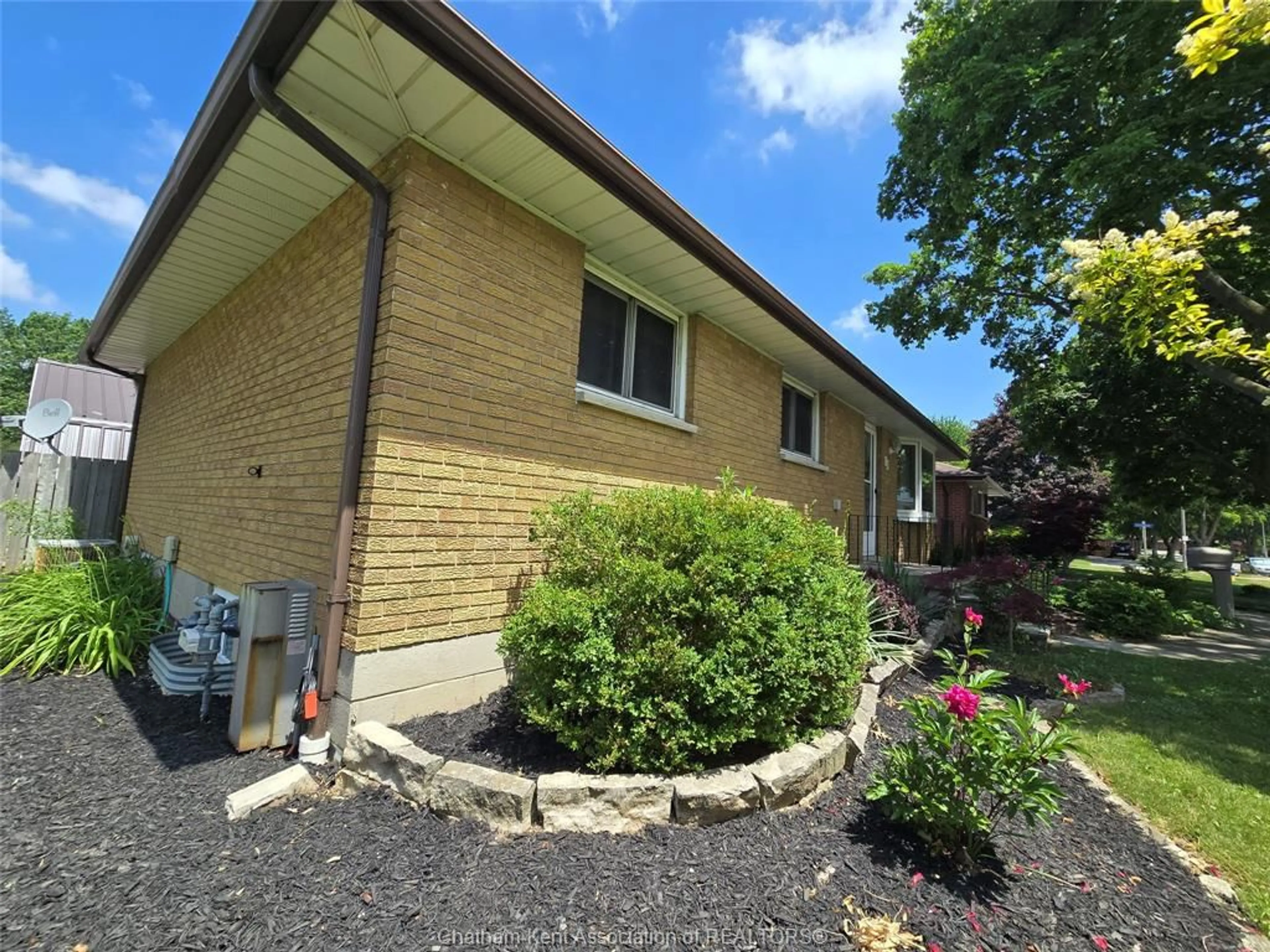 Unknown for 83 HOLLAND Ave, Chatham Ontario N7M 2C8