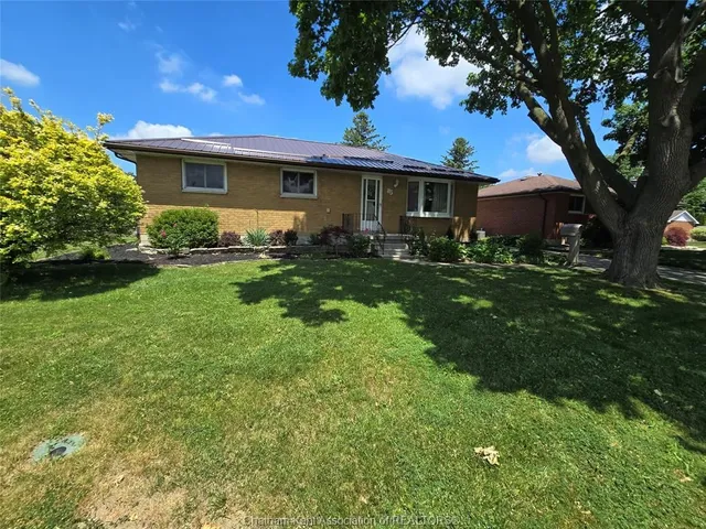 83 HOLLAND Ave, Chatham 4