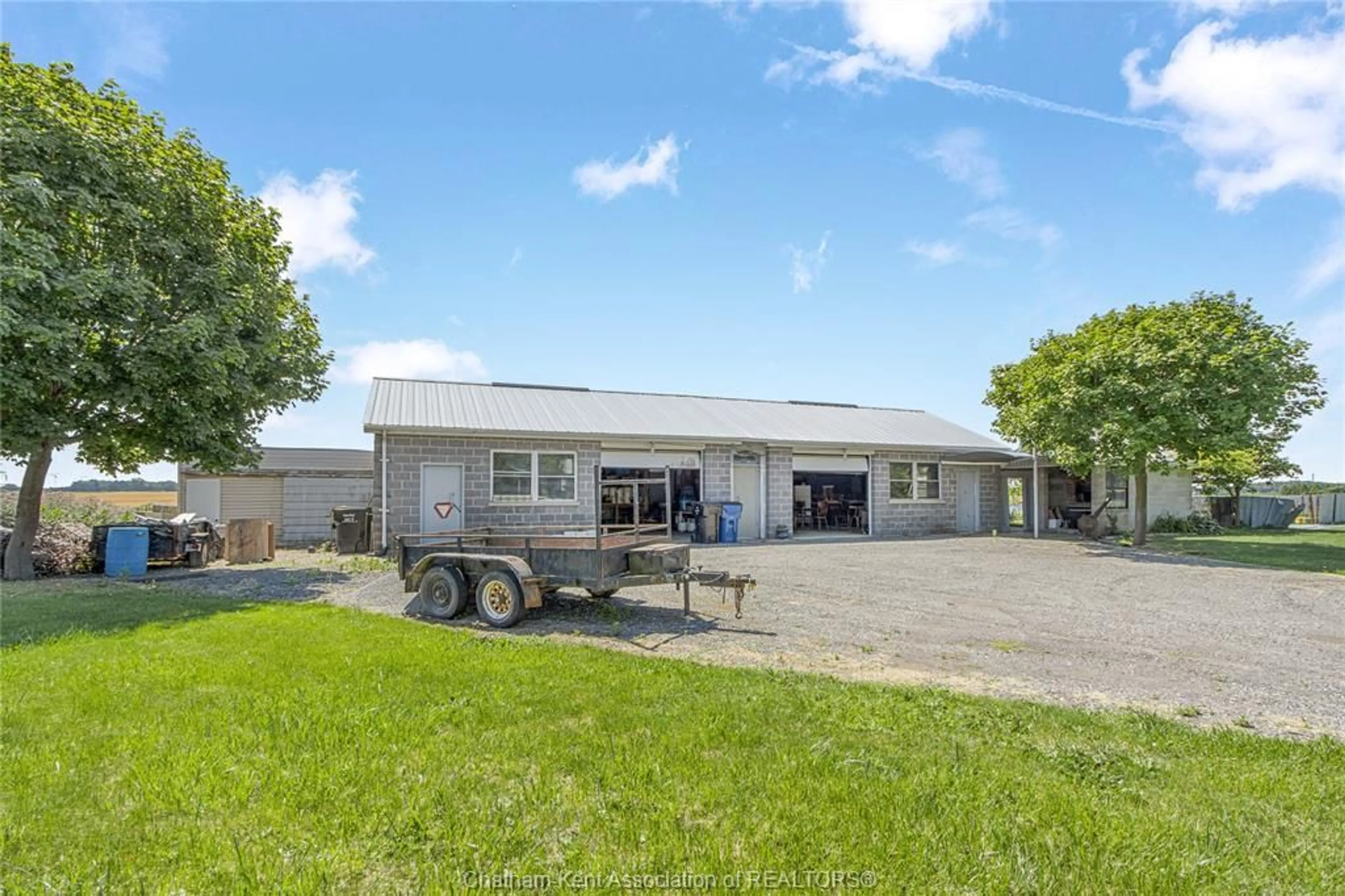 A pic from outside/outdoor area/front of a property/back of a property/a pic from drone, building for 8310/8320 SEVENTH Line, Chatham Ontario N7M 0L8