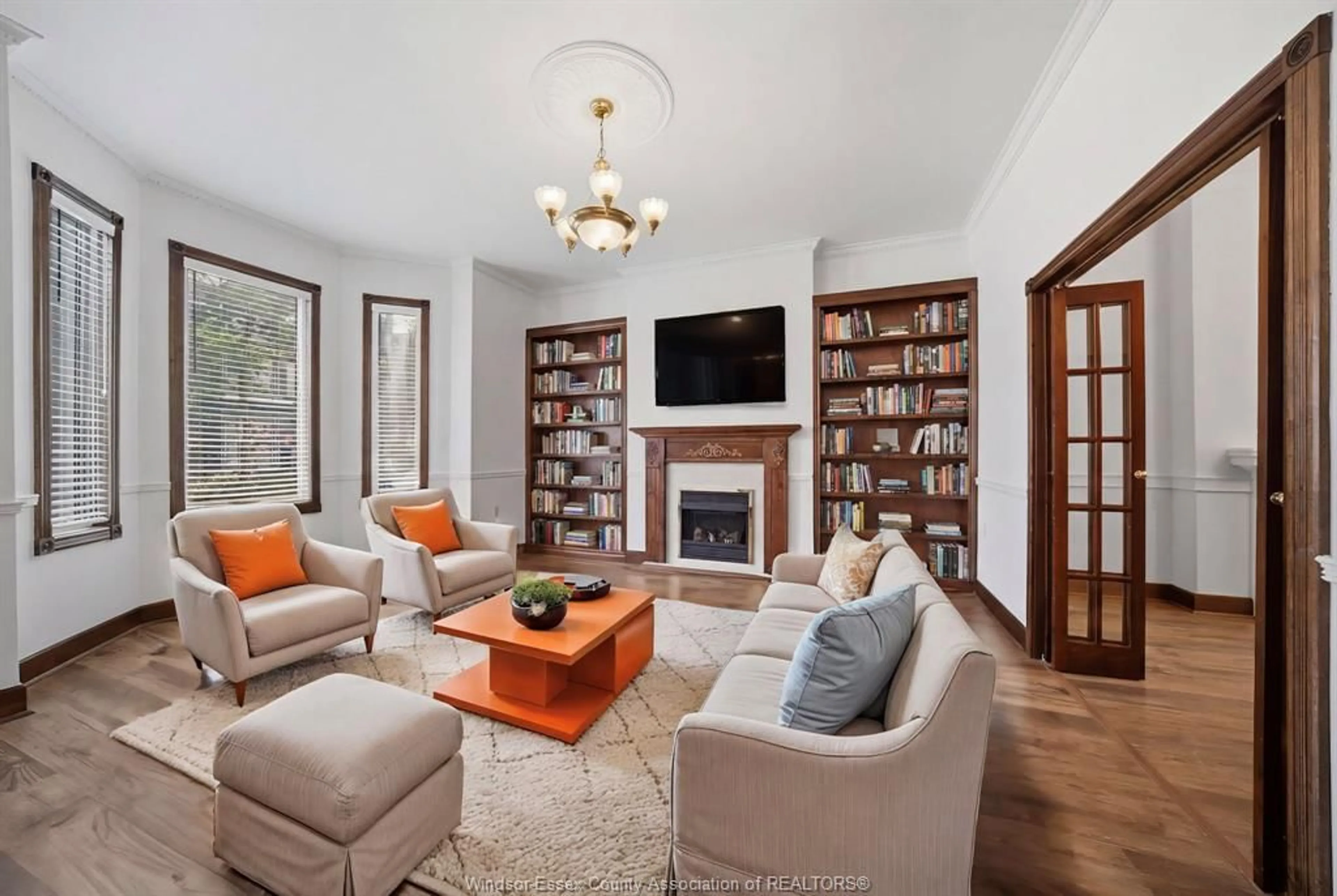 Living room with furniture, unknown for 265 MACNAB St, Hamilton Ontario L8L 1K2