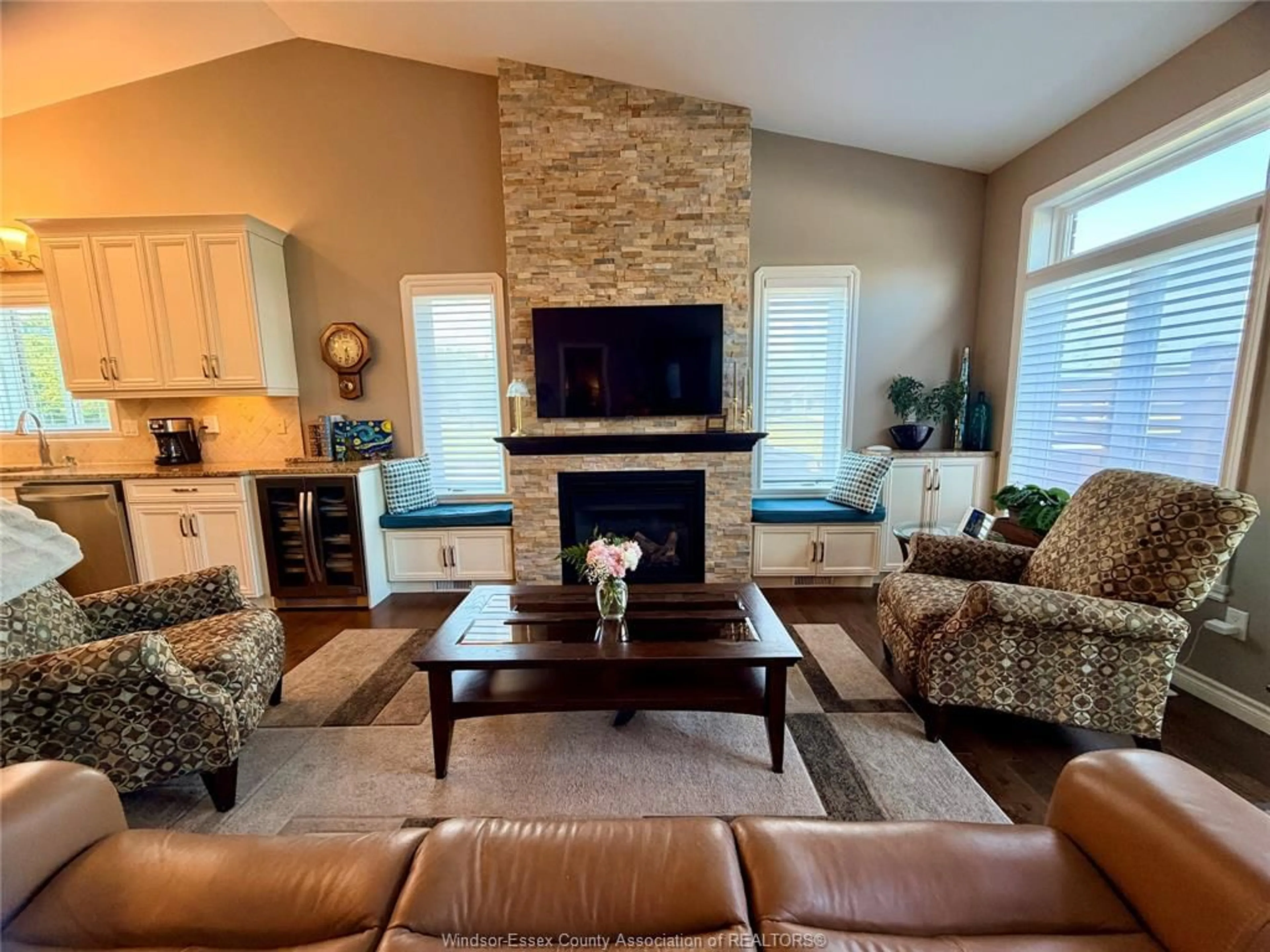 Living room with furniture, unknown for 1340 ASPENSHORE Ave, Windsor Ontario N8P 1Y4
