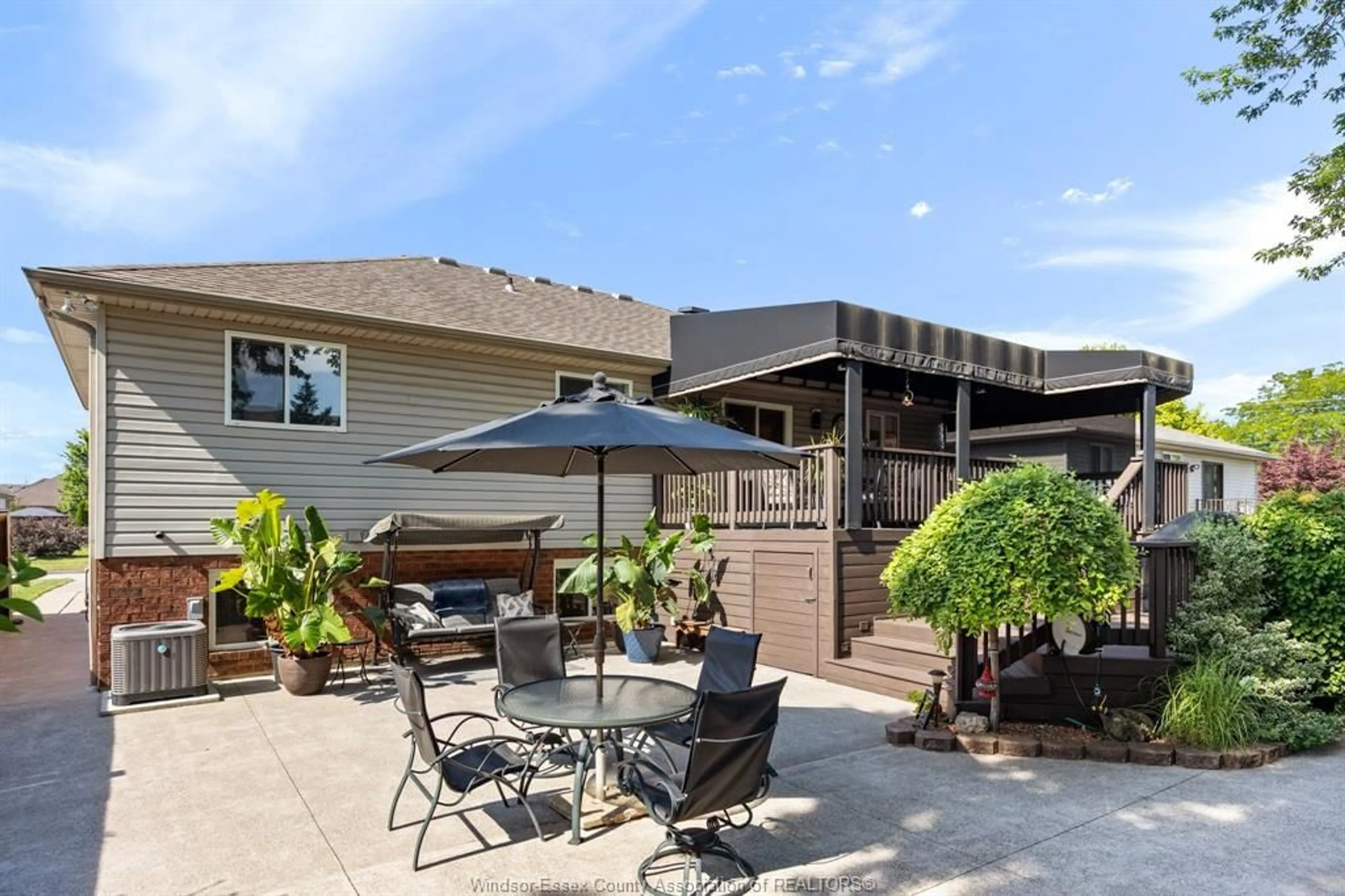 Patio, unknown for 315 FIELDS, LaSalle Ontario N9J 3S6