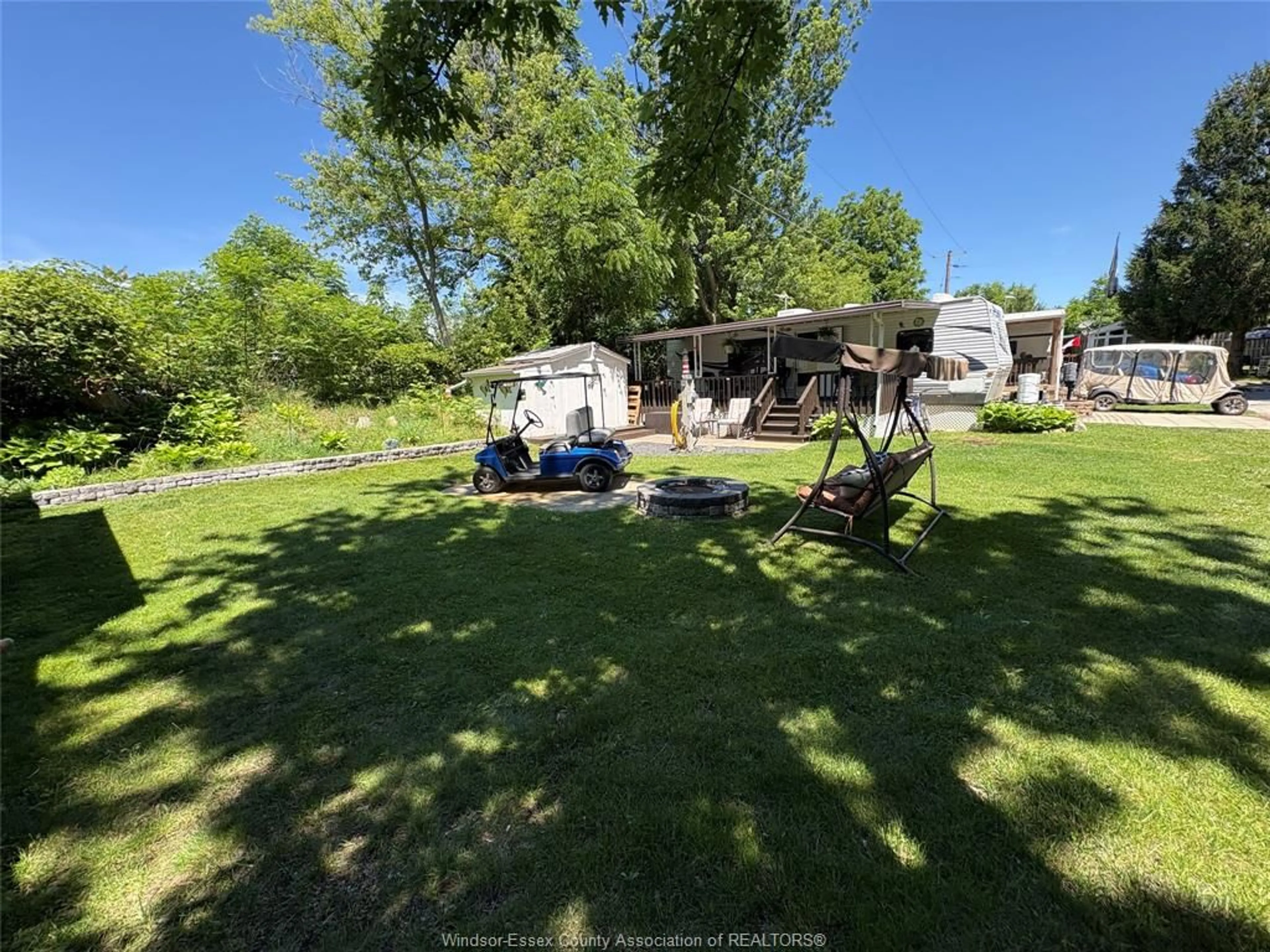 A pic from outside/outdoor area/front of a property/back of a property/a pic from drone, water/lake/river/ocean view for 55 WILLOW, Leamington Ontario N0P 2G0