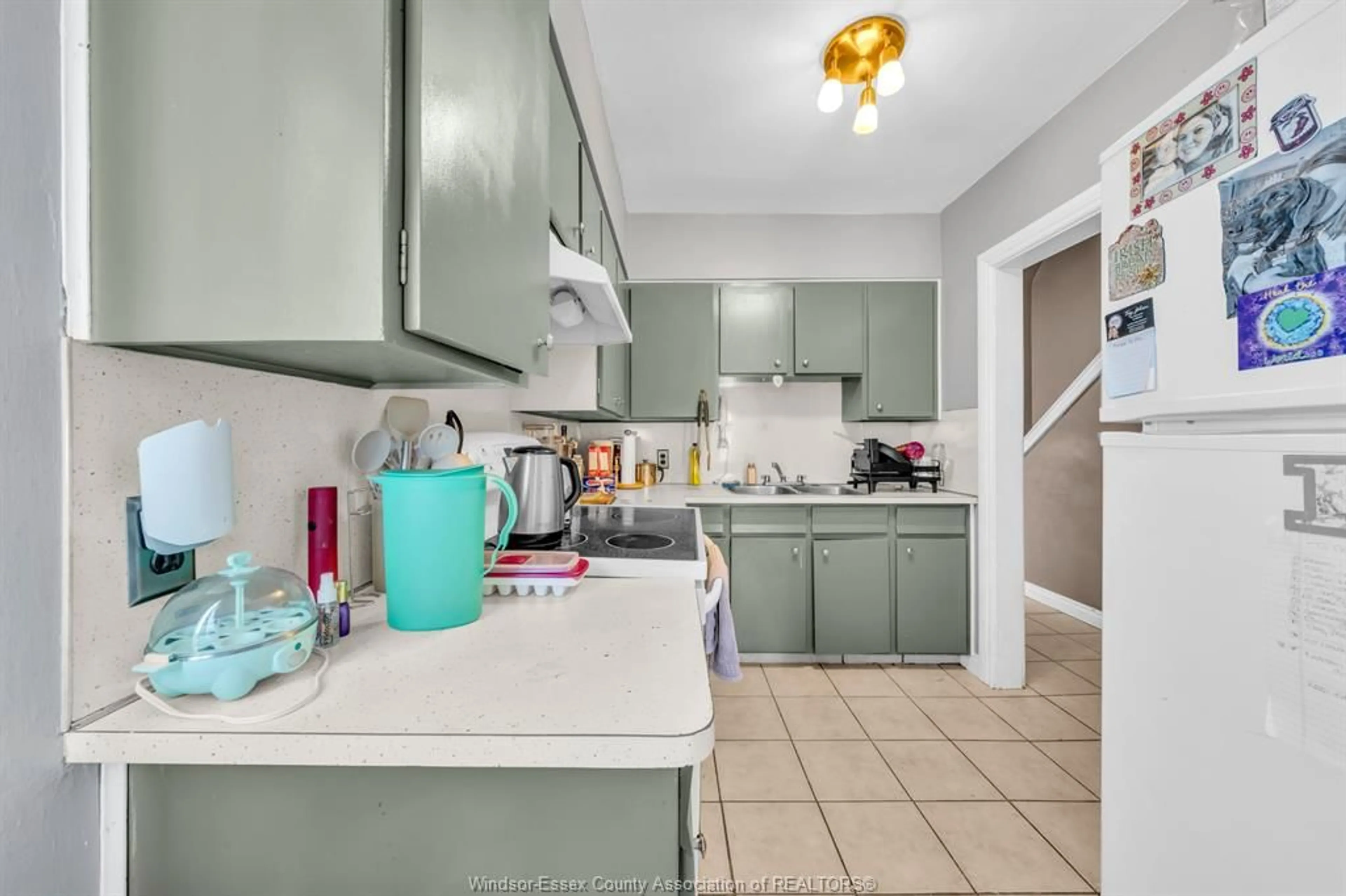 Unknown for 1854 Byng Rd, Windsor Ontario N8W 3C9