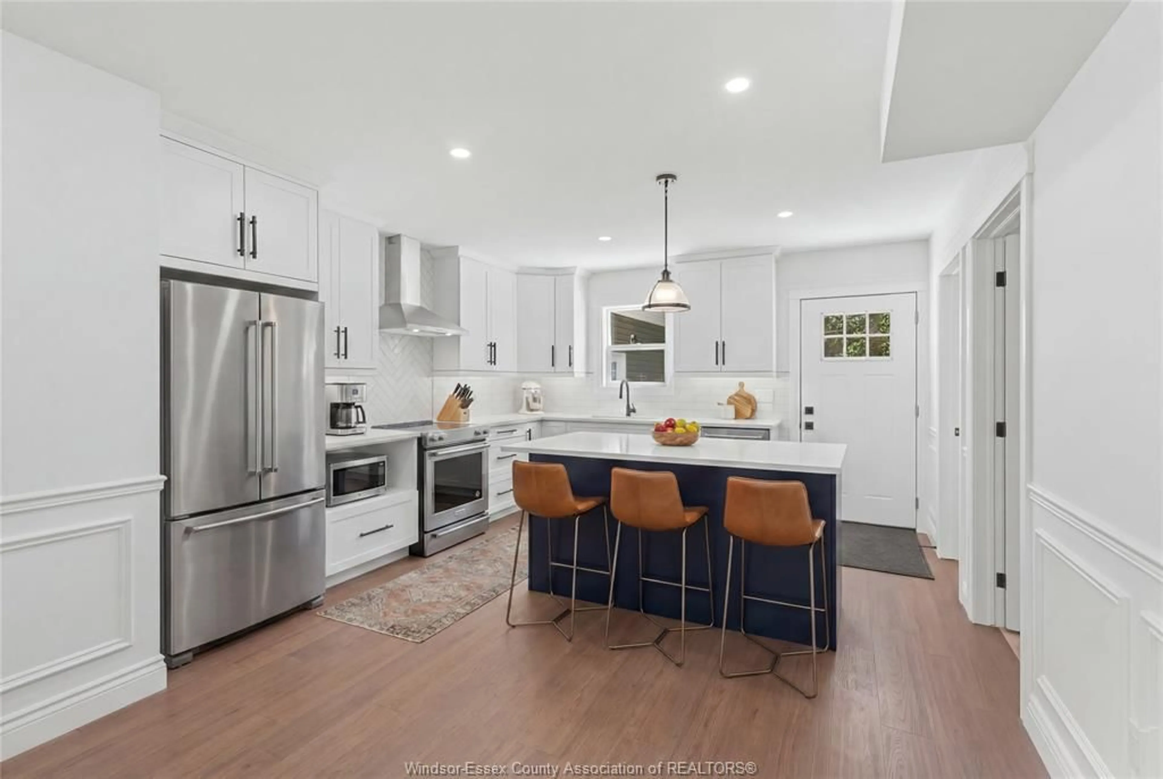 Open concept kitchen, ceramic/tile floor for 42 ORANGE St, Leamington Ontario N8H 1P7