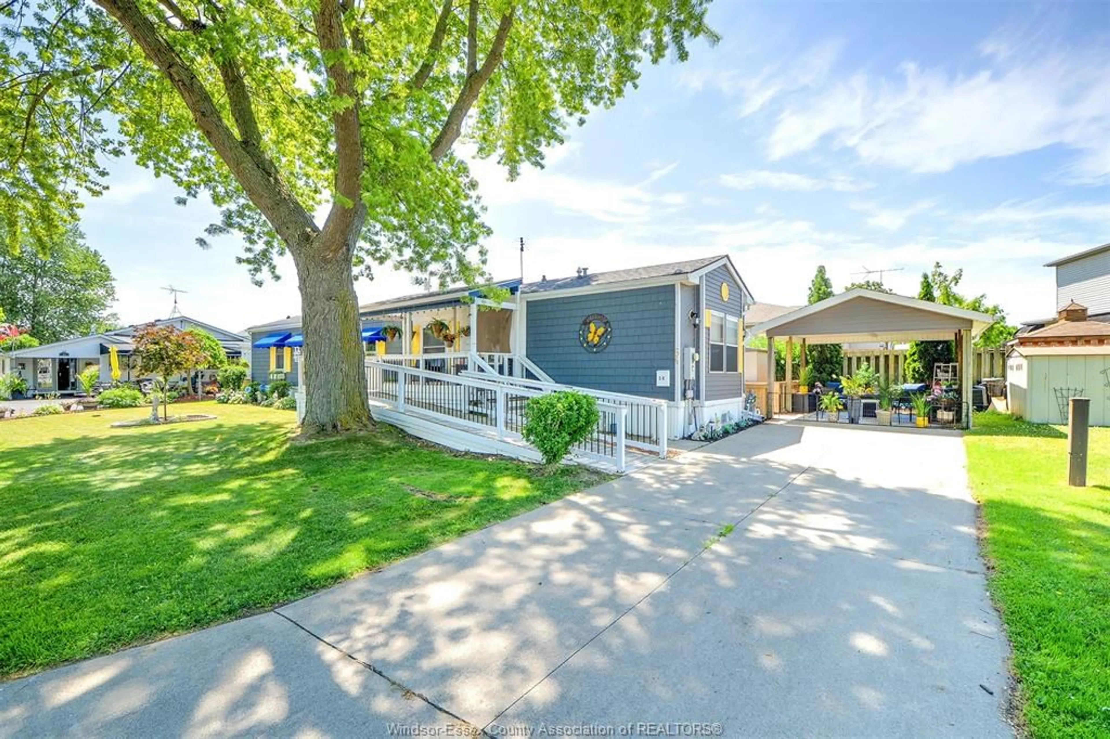 Unknown for 54 MALDEN HILL, Amherstburg Ontario N9V 3E1