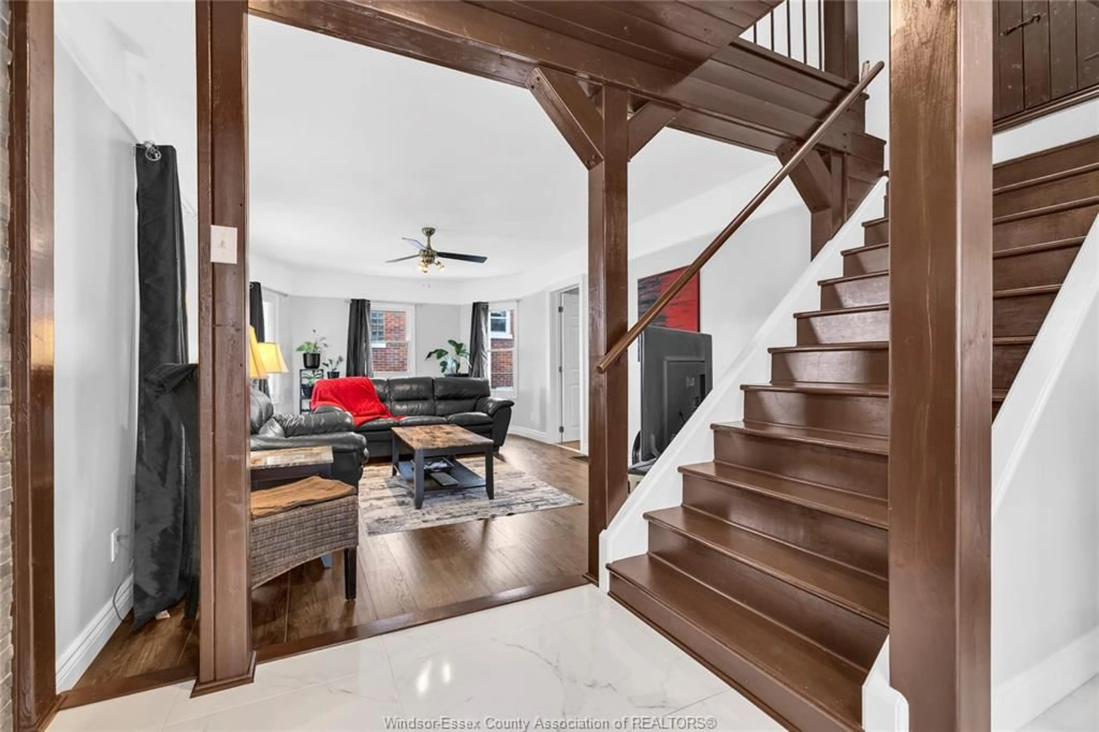 Unknown for 2337 PARKWOOD Ave, Windsor Ontario N8W 2K3
