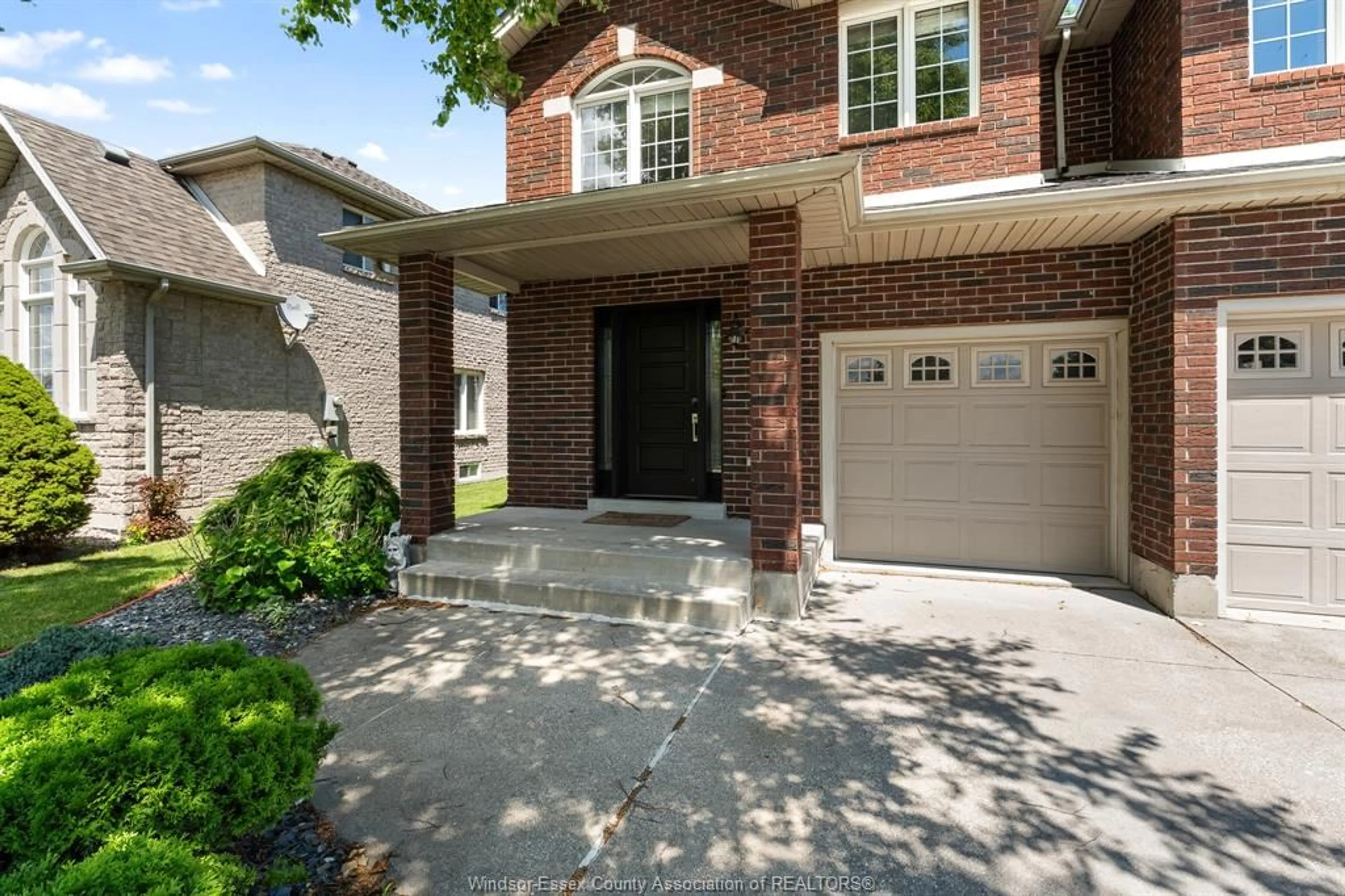 Home with brick exterior material, street for 1376 Lakeview Ave, Windsor Ontario N8P 1K7