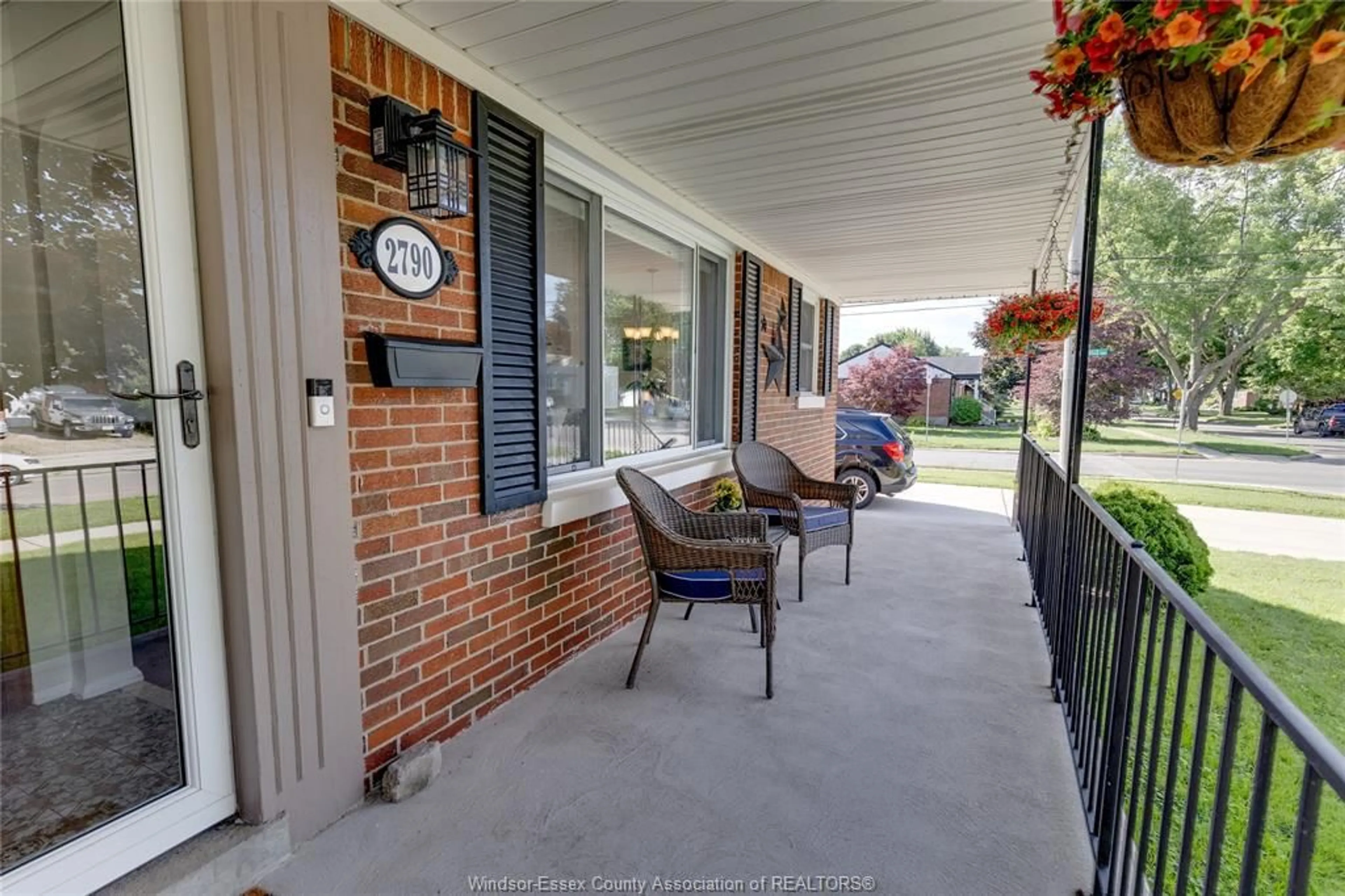 Patio, street for 2790 RANDOLPH Ave, Windsor Ontario N9E 3C9