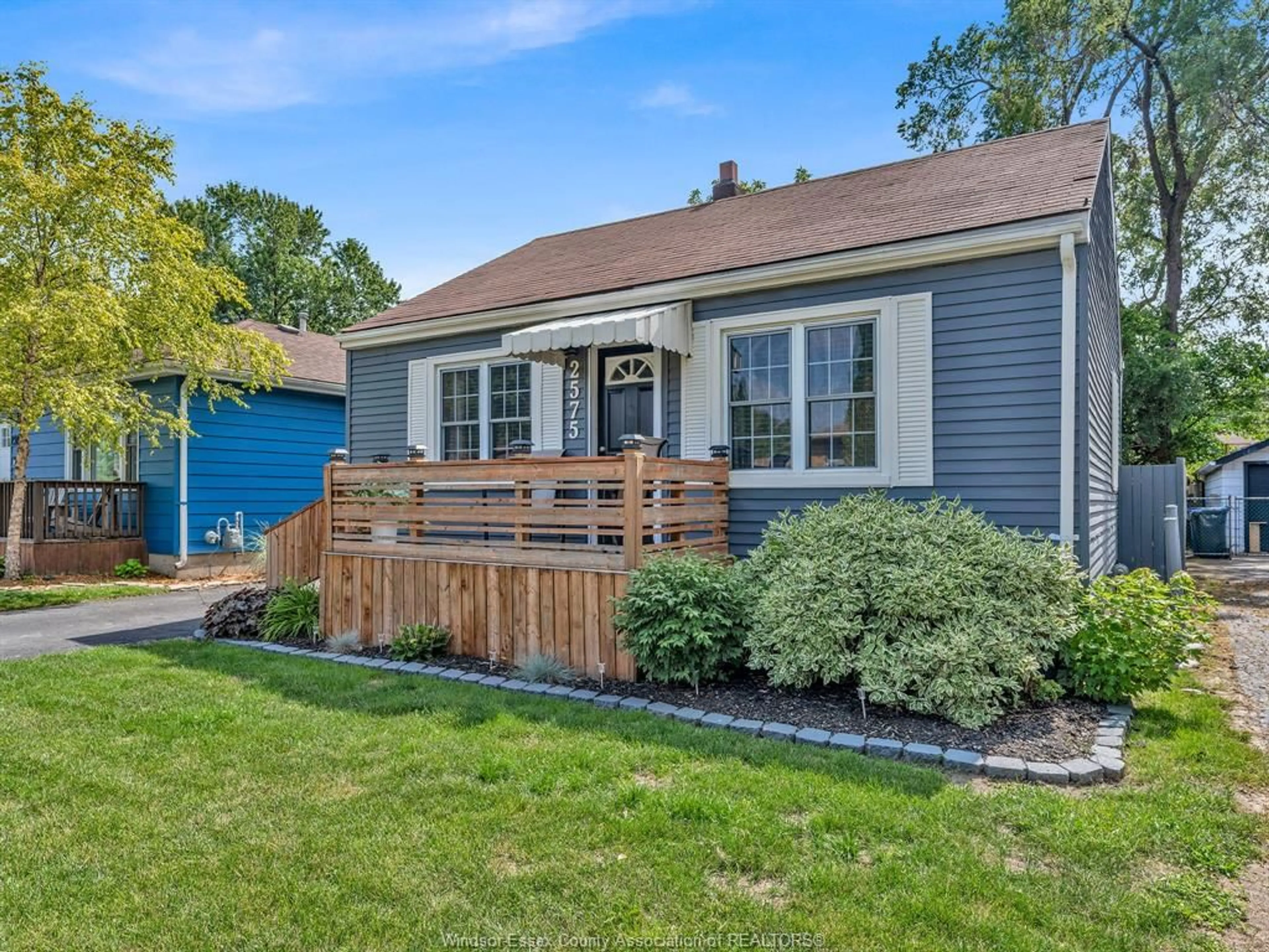 Home with vinyl exterior material, street for 2575 MEIGHEN Rd, Windsor Ontario N8W 4C3