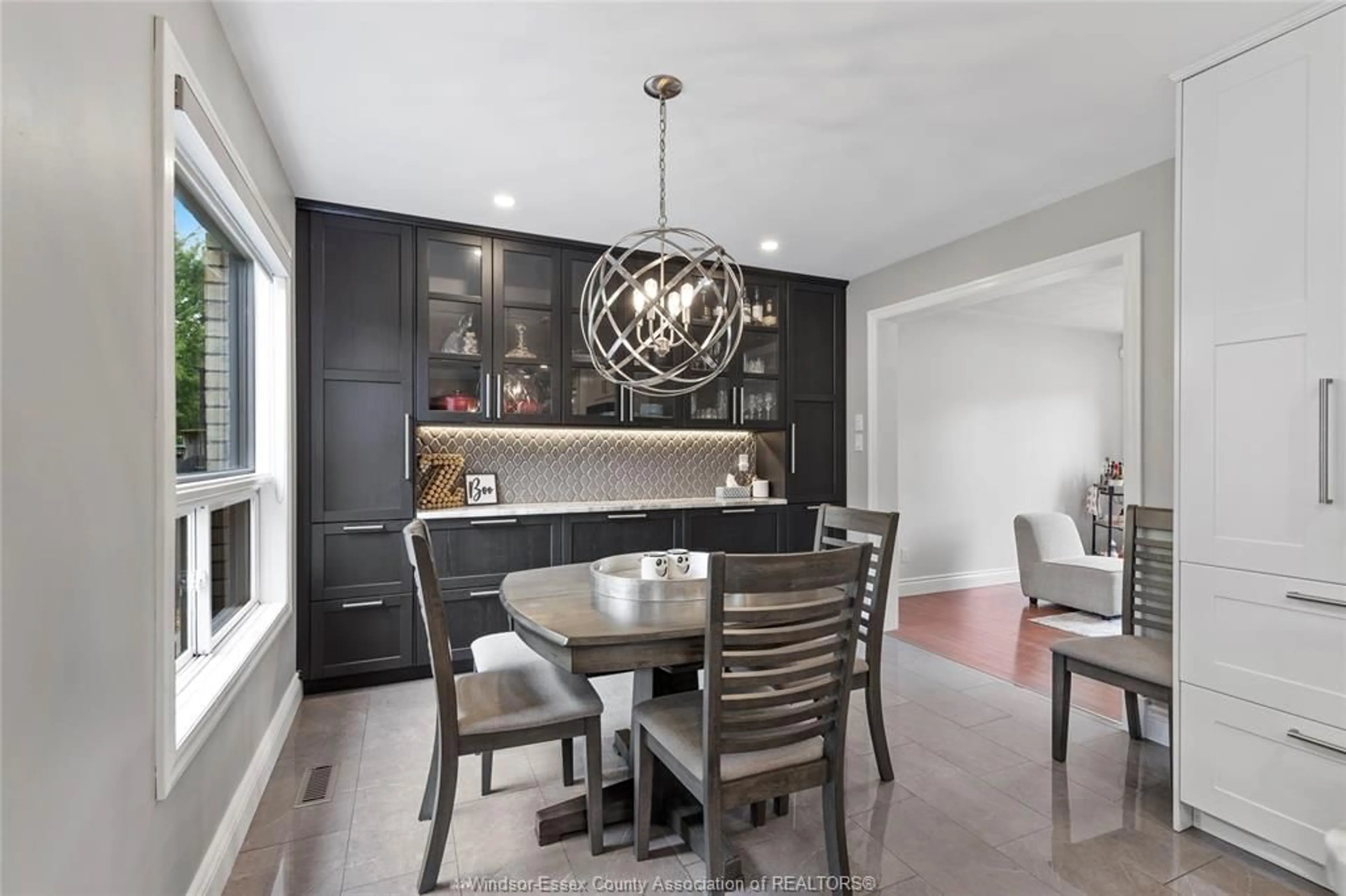 Contemporary kitchen, unknown for 103 PIERELLA Dr, Lakeshore Ontario N0R 1A0