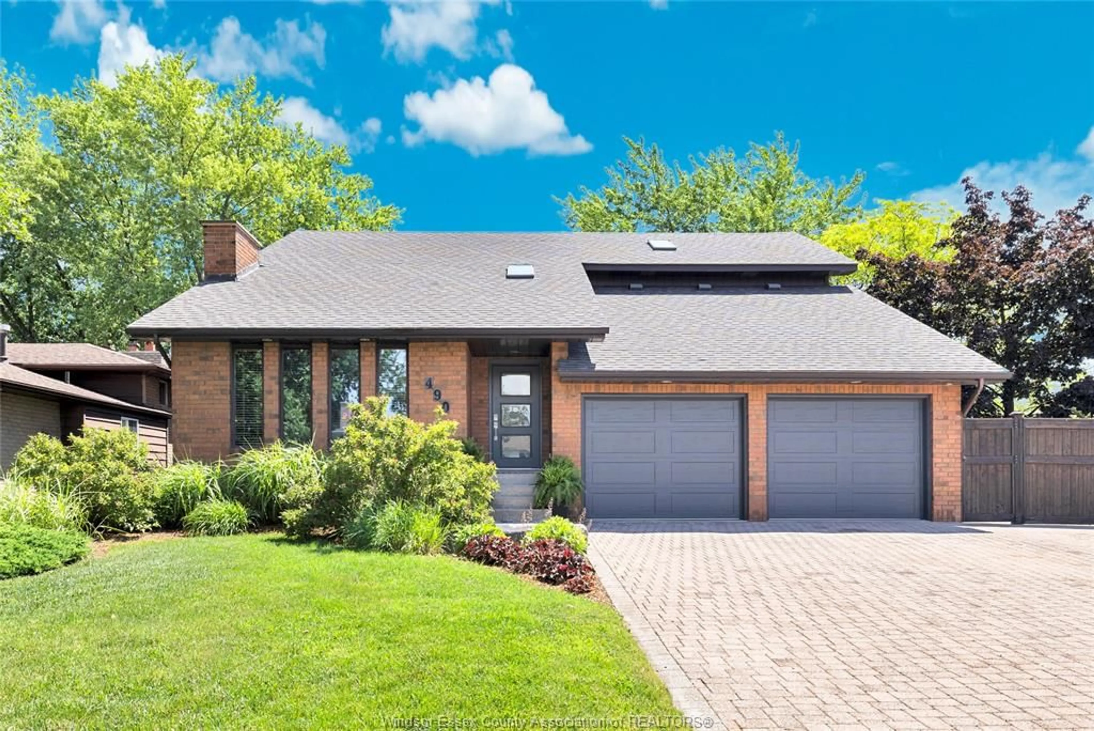 Home with brick exterior material, street for 490 SHAWN, Tecumseh Ontario N8N 3H8