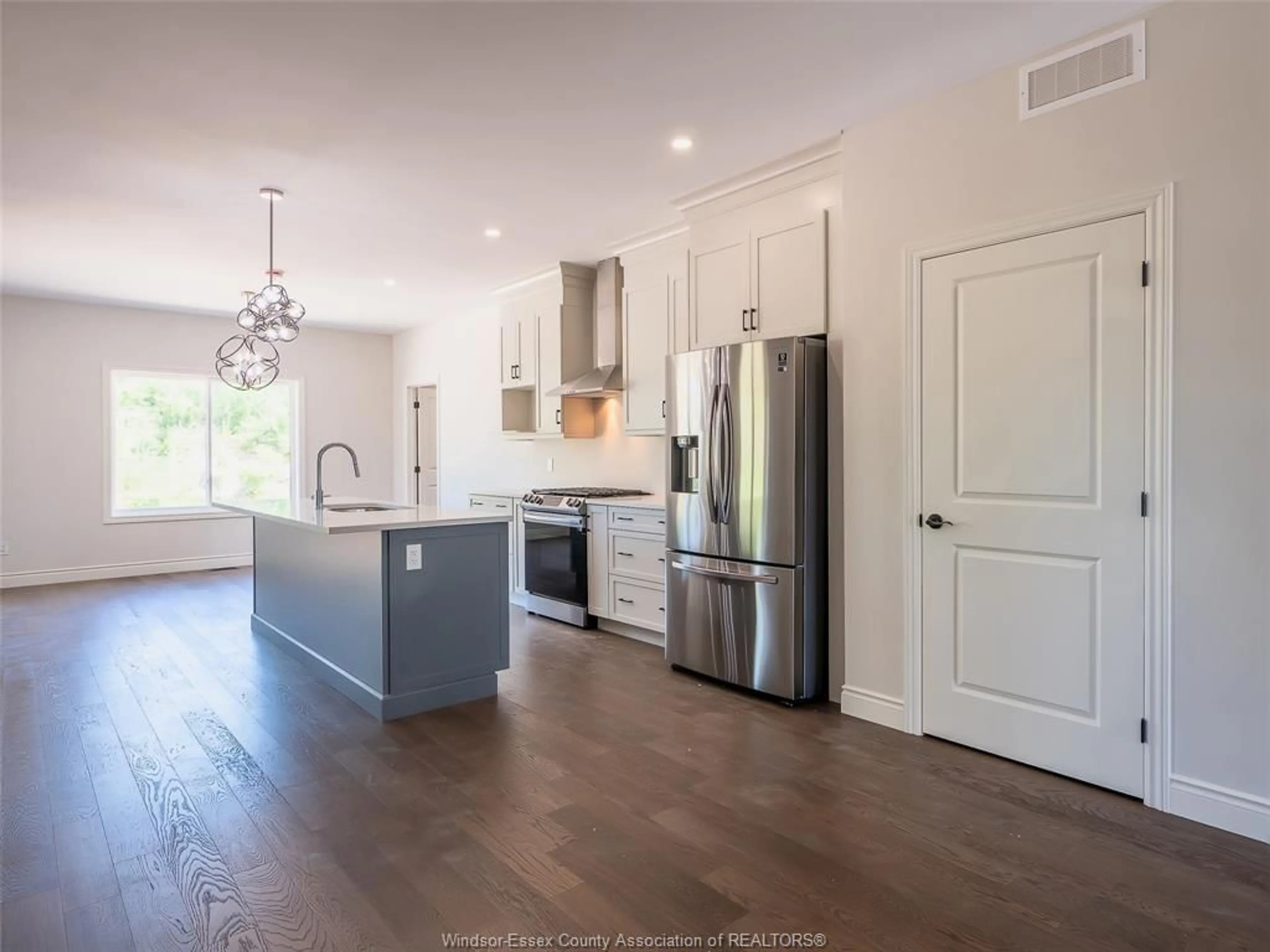 Open concept kitchen, unknown for 1892 VILLA CANAL, Kingsville Ontario N0P 2G0