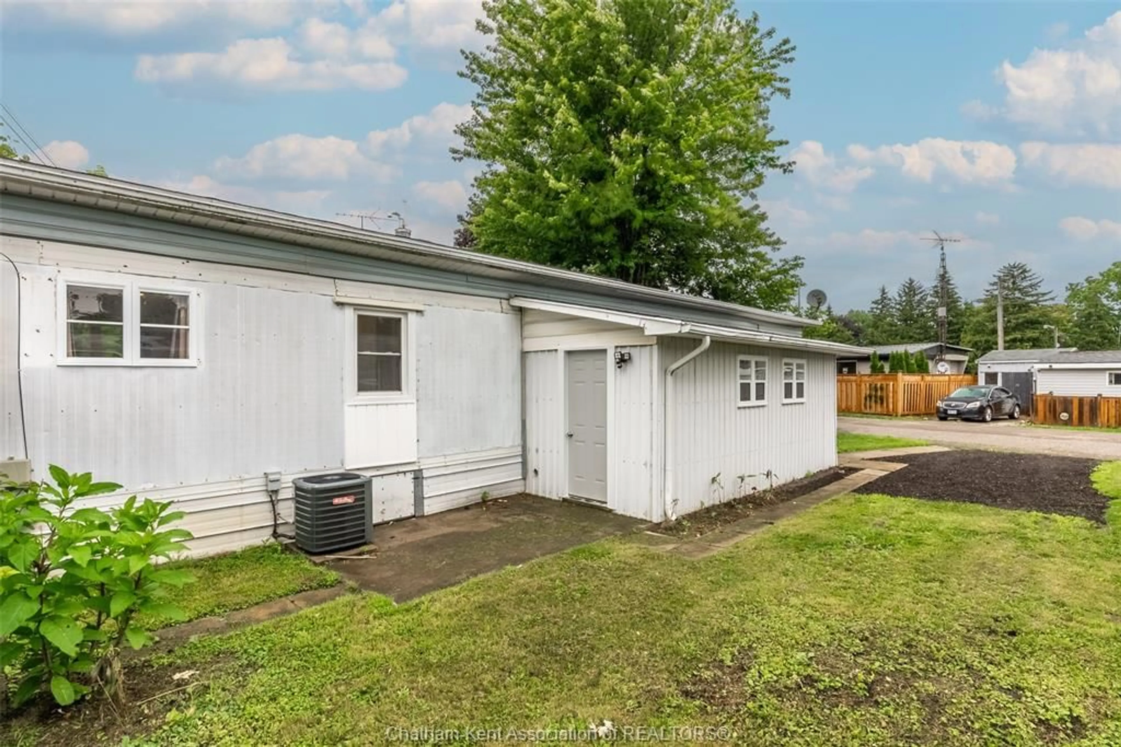 Unknown for 9480 Longwoods Rd #29, Chatham Ontario N7M 5J7