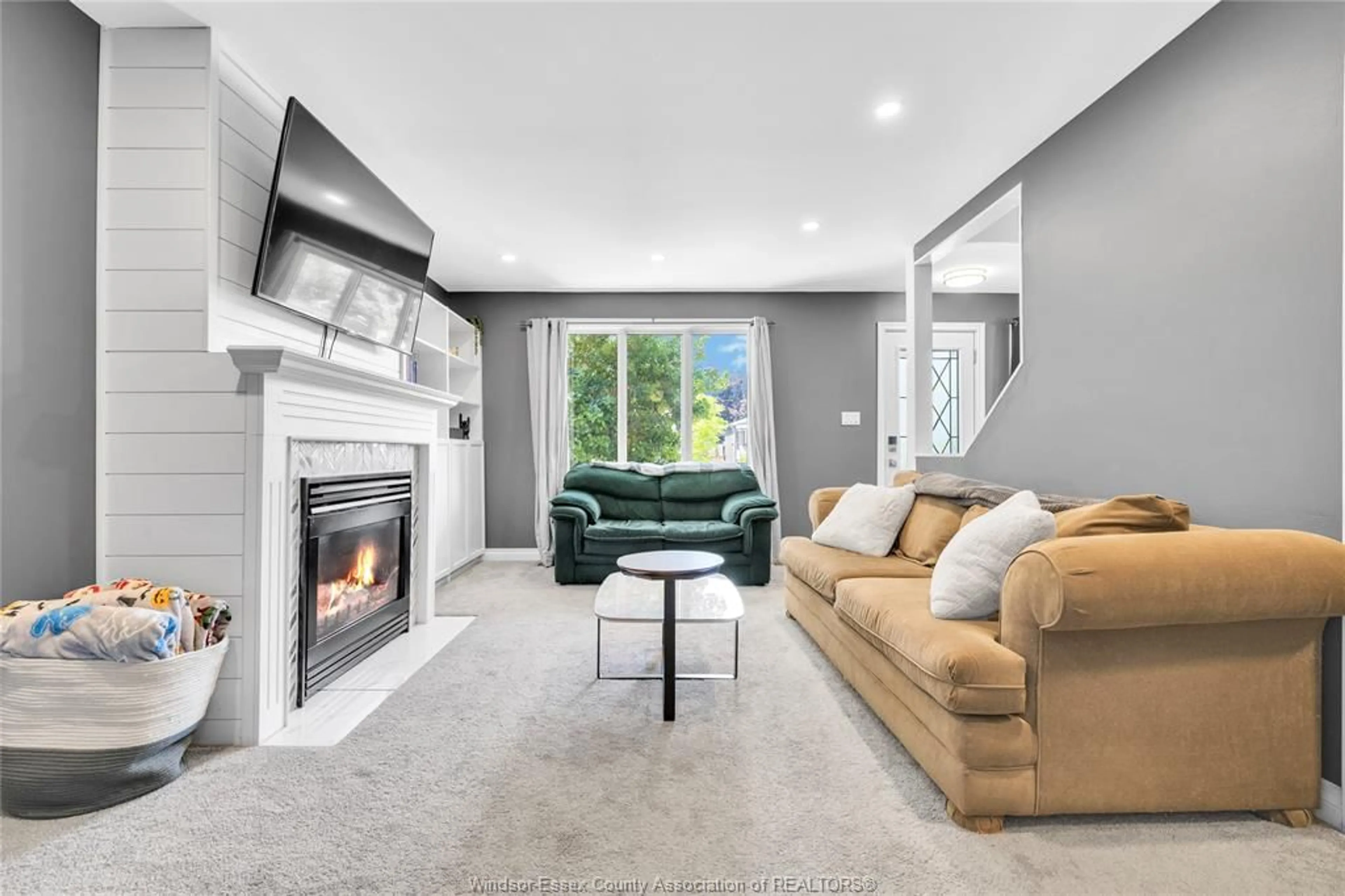 Living room with furniture, unknown for 1548 Aubin Rd, Windsor Ontario N8Y 4G2