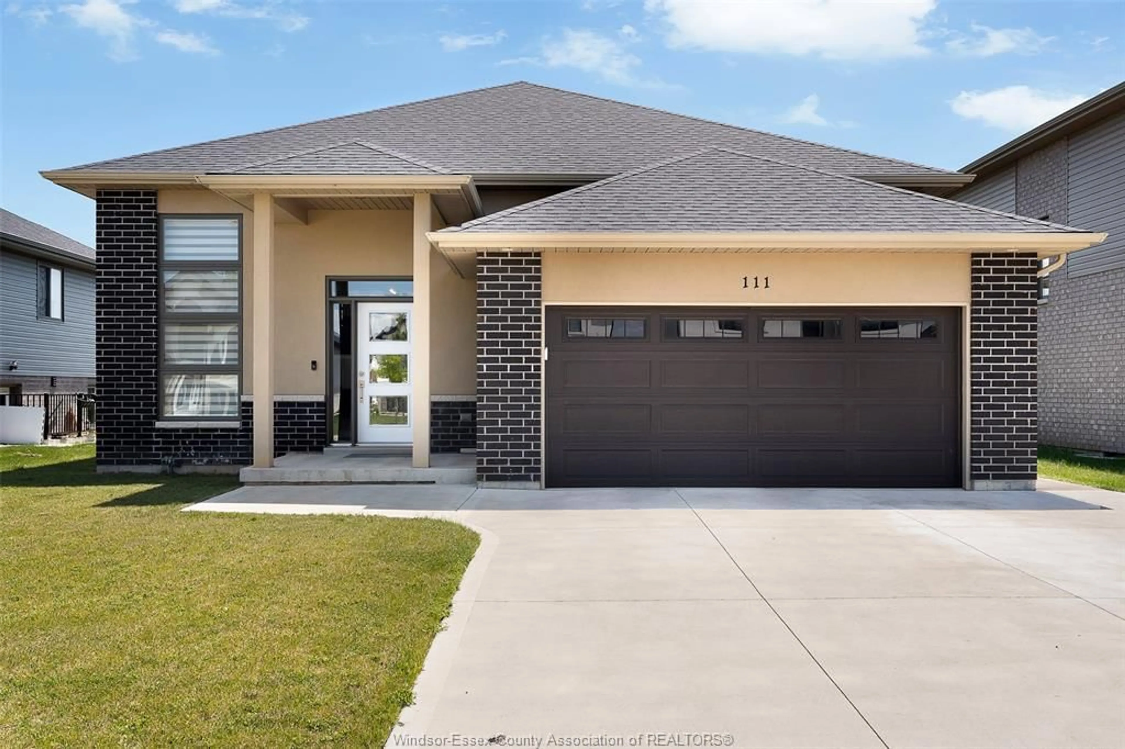 Home with brick exterior material, street for 111 KINGSBRIDGE Dr, Amherstburg Ontario N9V 0G3